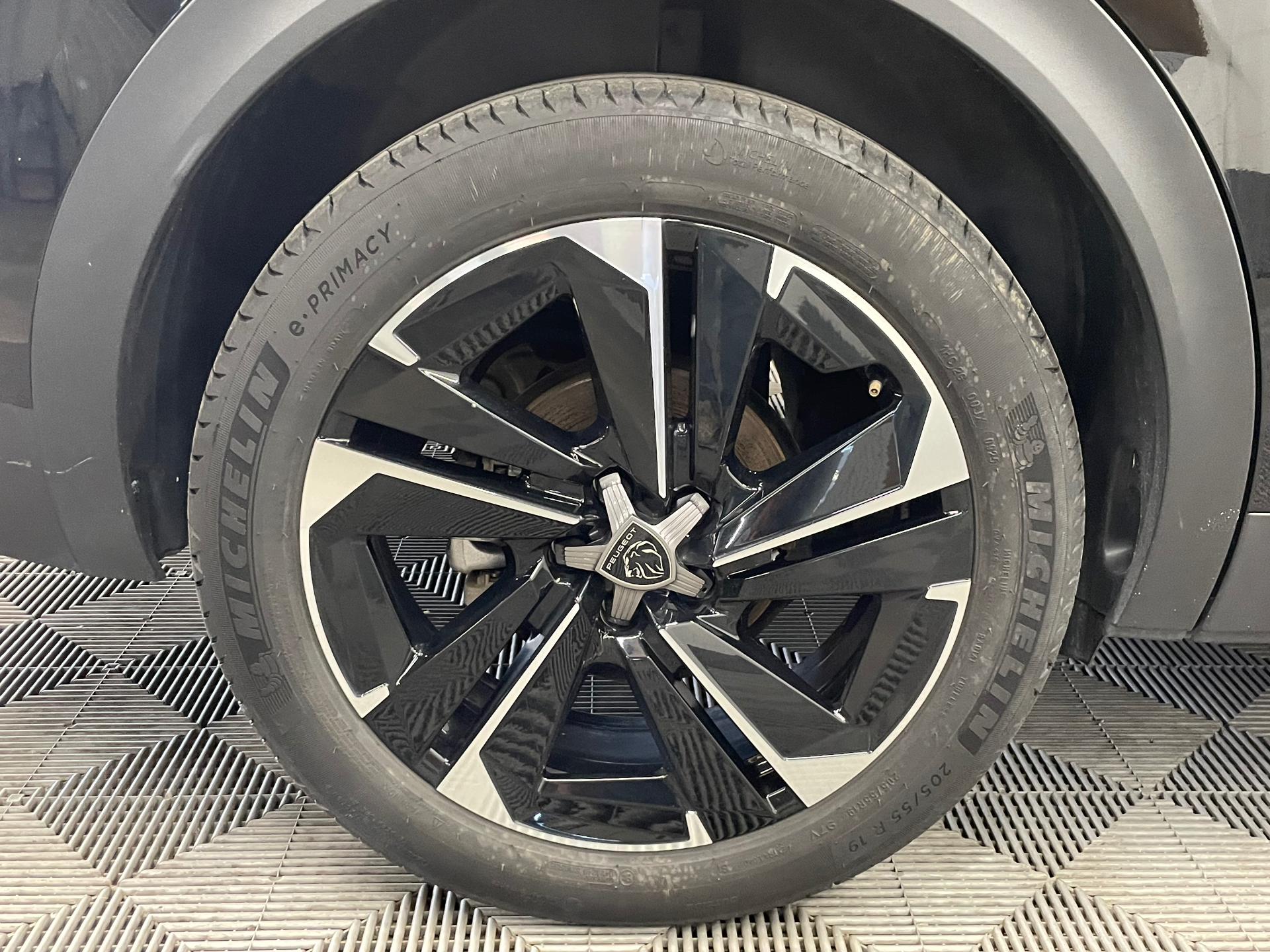 PEUGEOT 408 Hybrid 145 e-DCS6 Allure