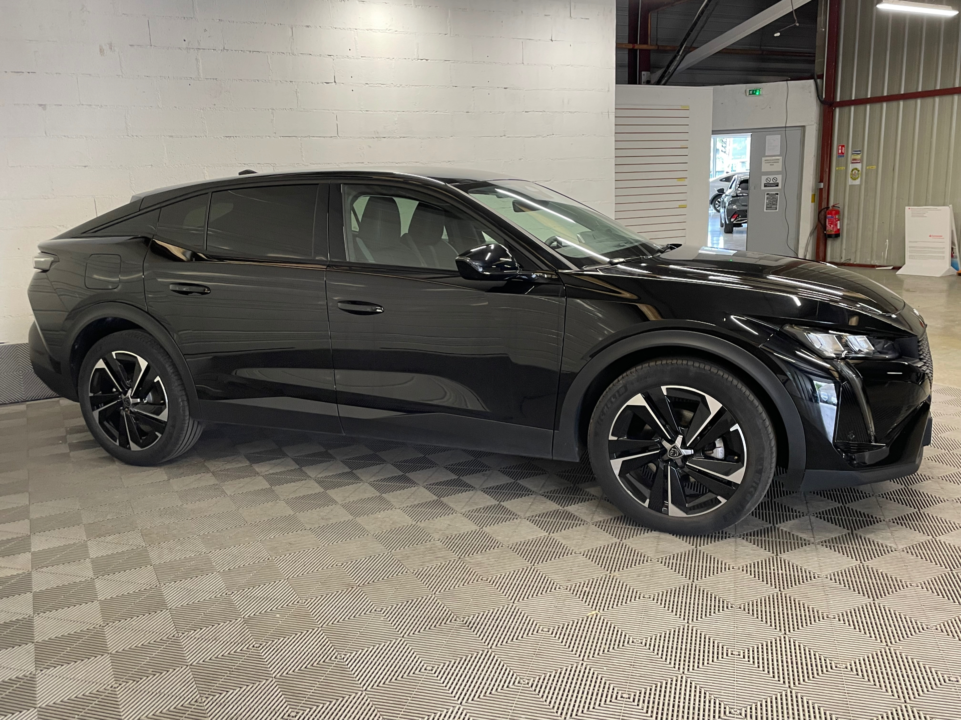 PEUGEOT 408 Hybrid 145 e-DCS6 Allure