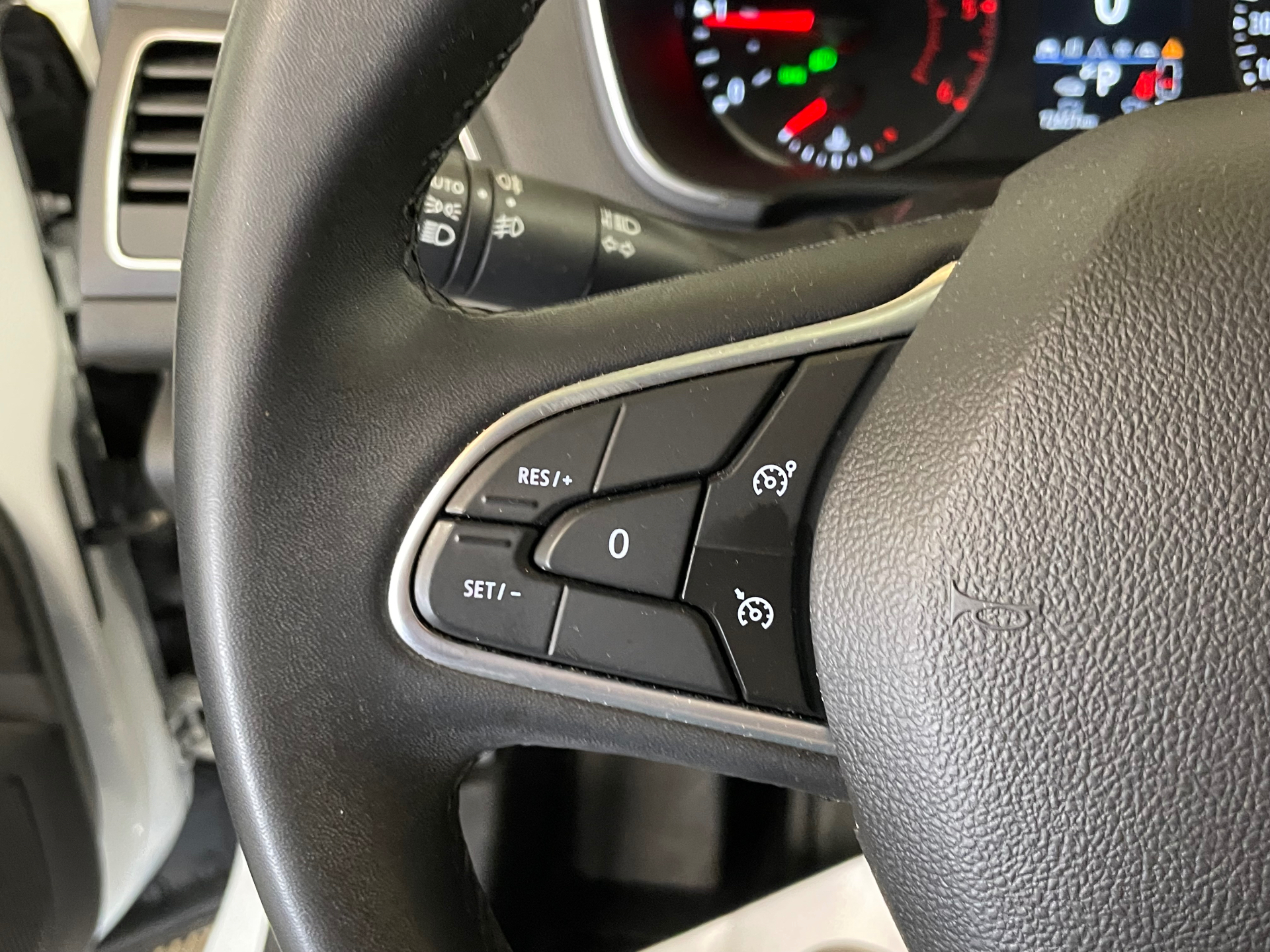 RENAULT MEGANE IV BERLINE Blue dCi 115 EDC - 21N Business