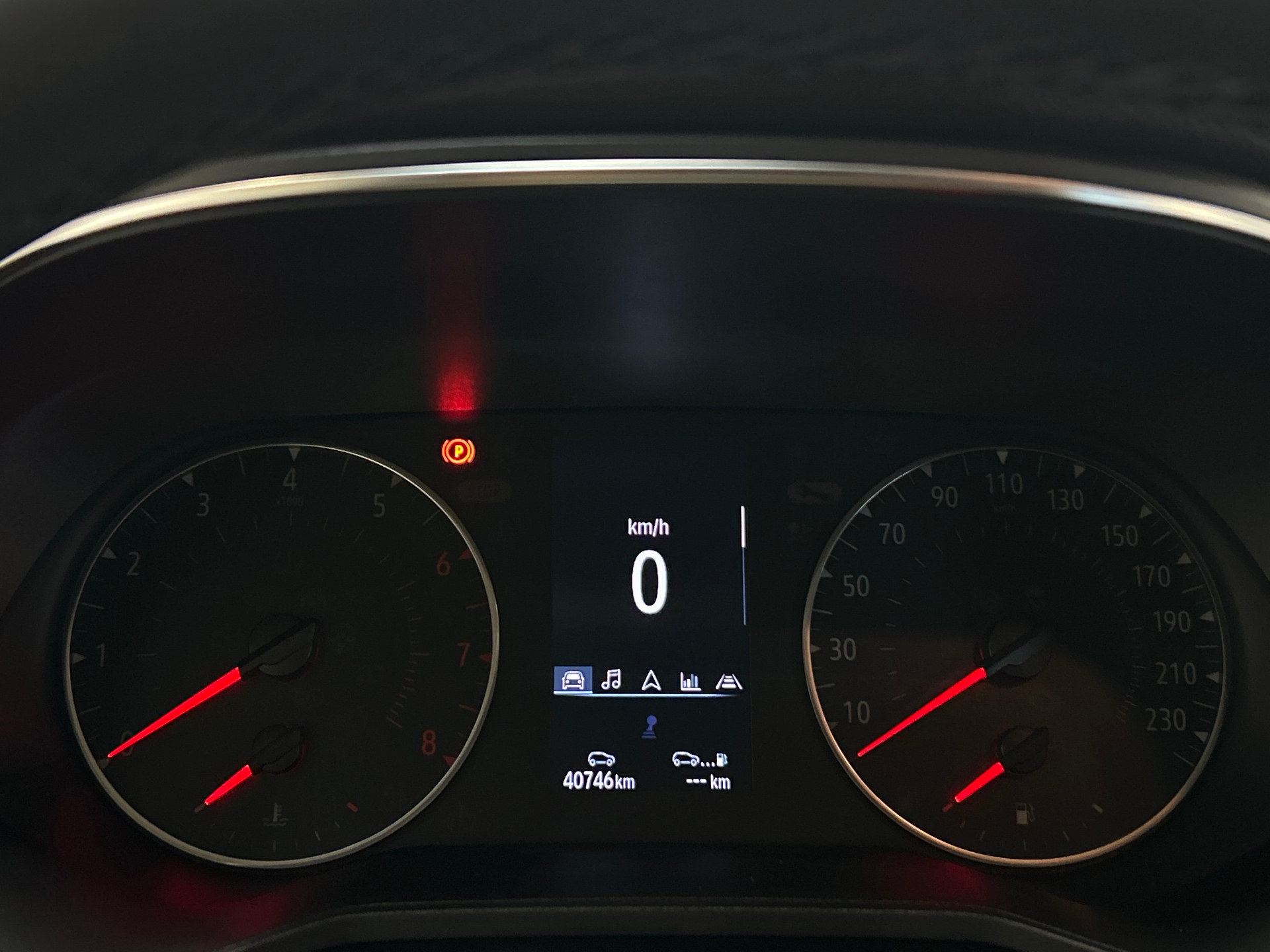 RENAULT CLIO V TCe 90 Business