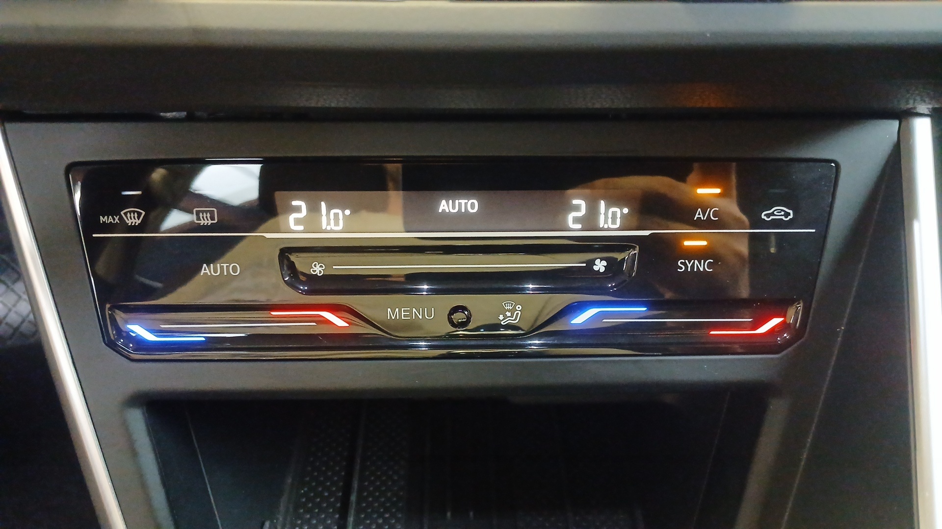 VOLKSWAGEN TAIGO TSI 115 HP LIFE DSG
