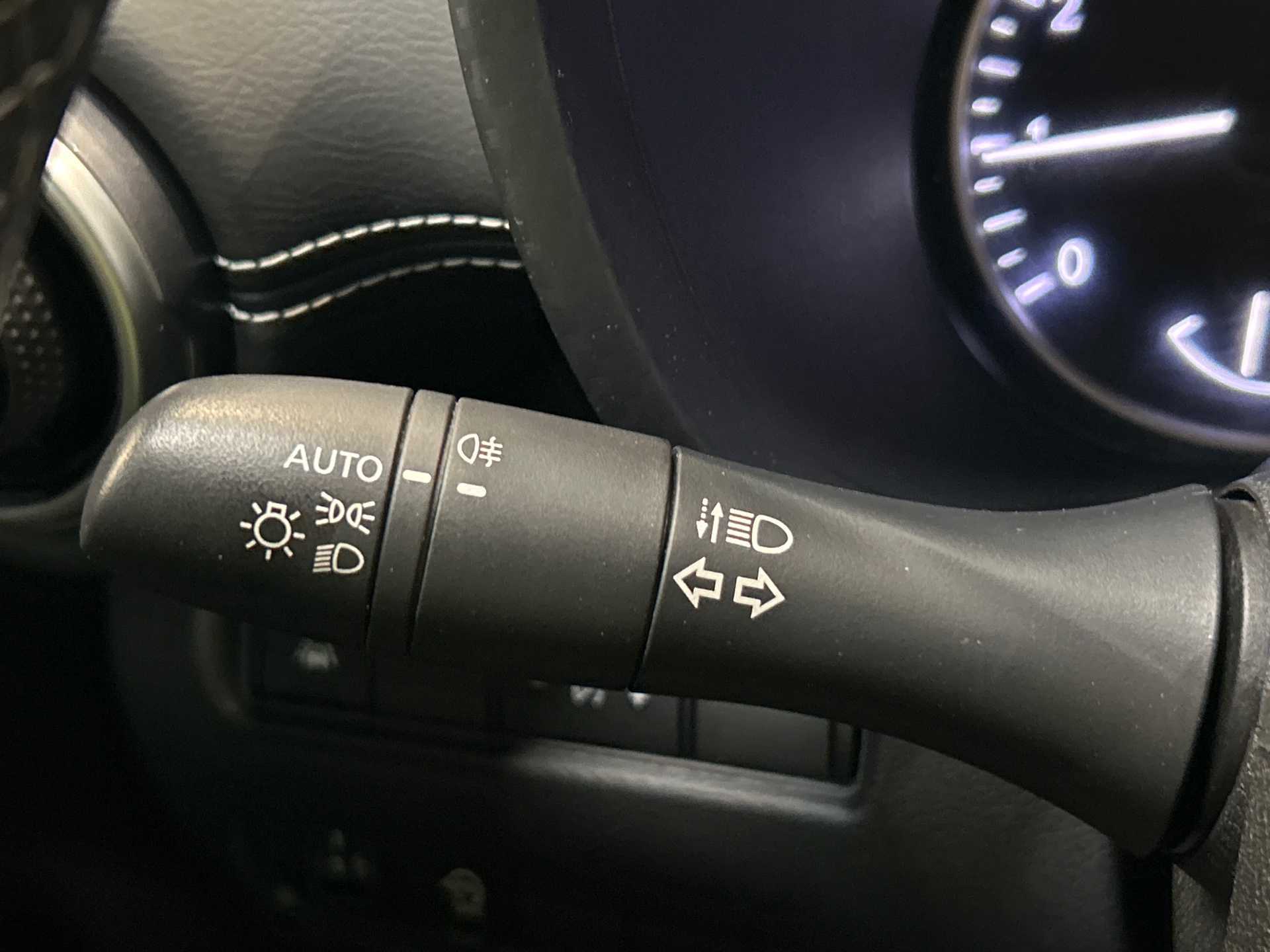 NISSAN JUKE 2022.5 DIG-T 114 DCT7 N-Connecta
