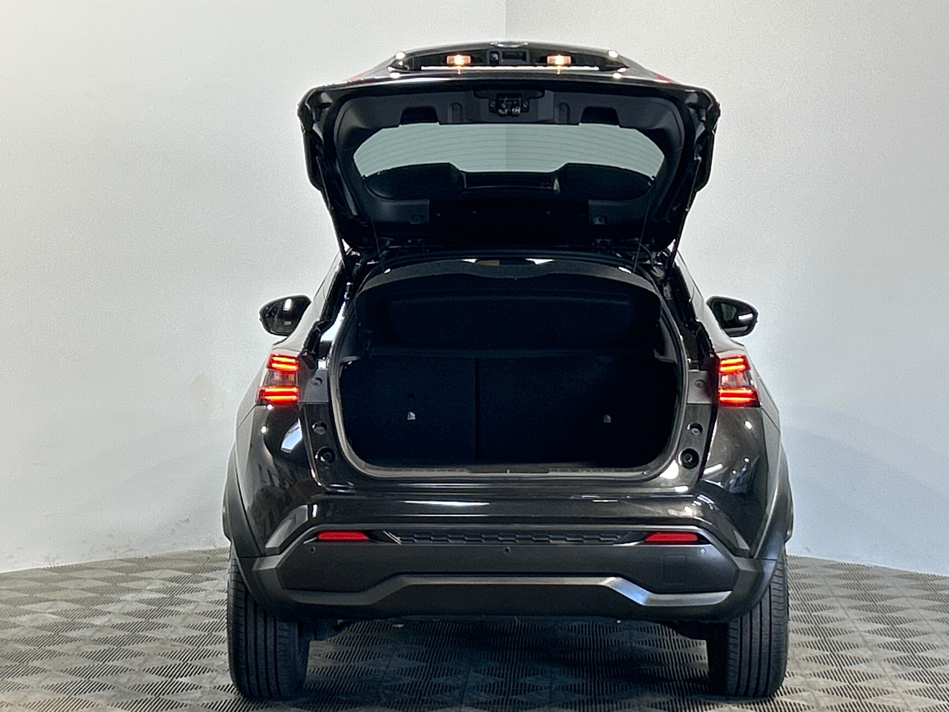NISSAN JUKE 2022.5 DIG-T 114 DCT7 N-Connecta