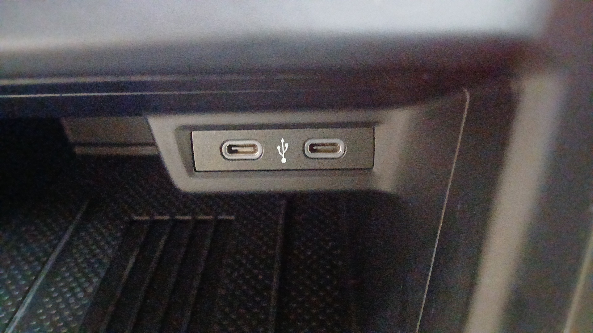 VOLKSWAGEN TAIGO TSI 115 HP LIFE DSG