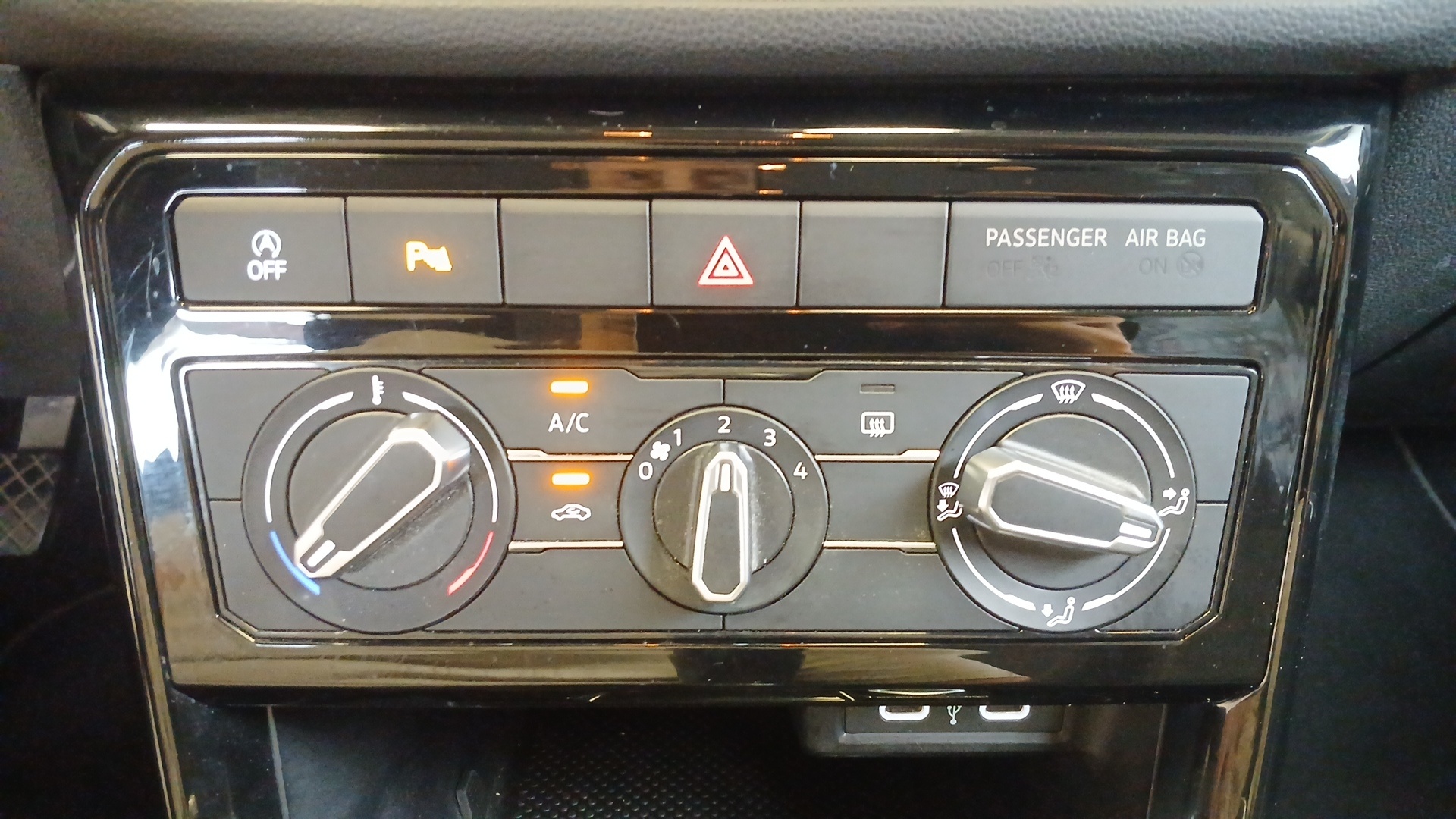 VOLKSWAGEN T-CROSS 1.0 TSI 95 Start/Stop BVM5 Life