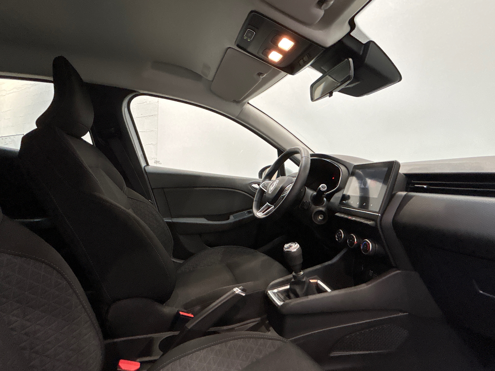 RENAULT CLIO V TCe 90 Business