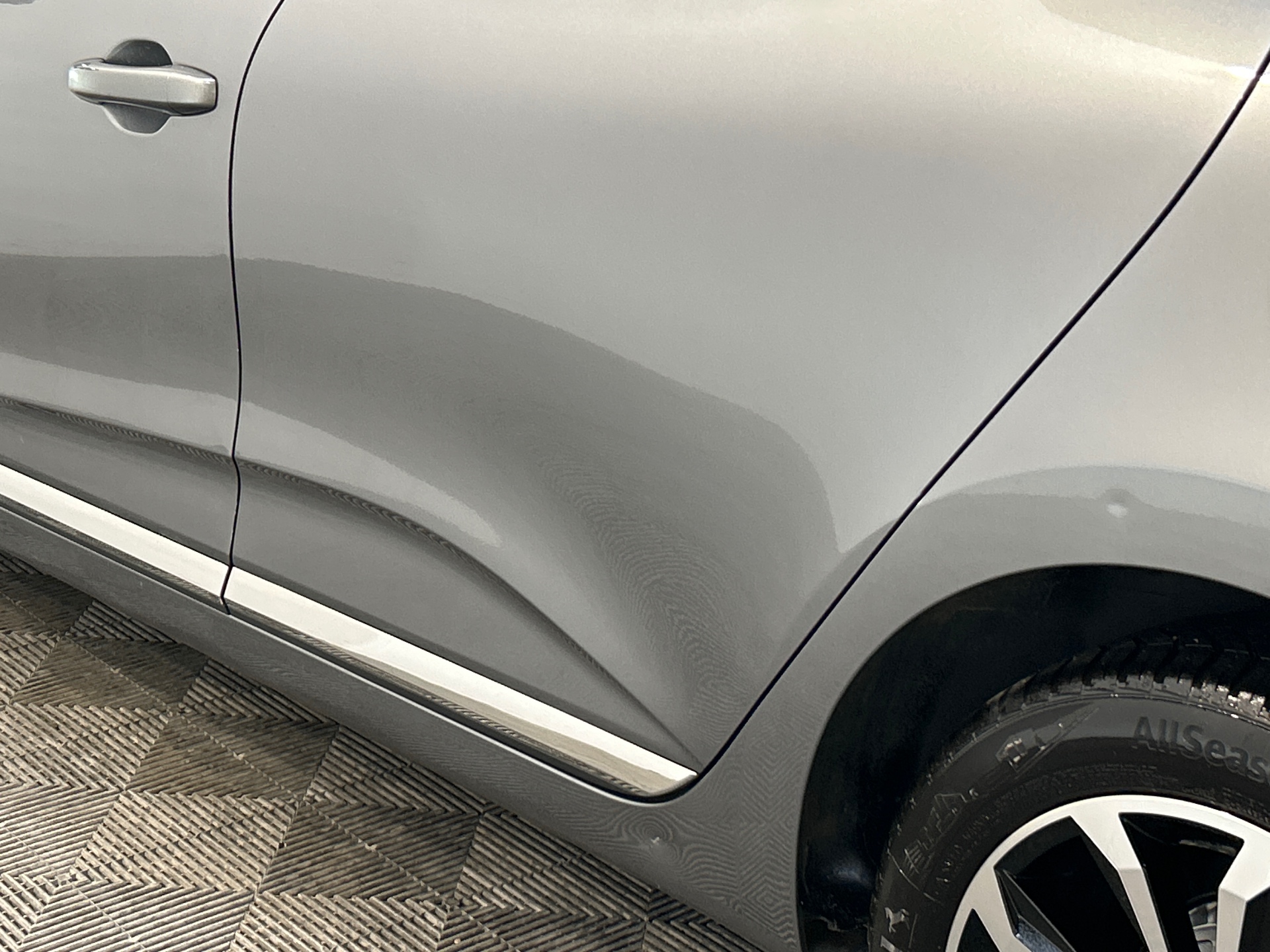 RENAULT CLIO V techno 90 tce — expertise