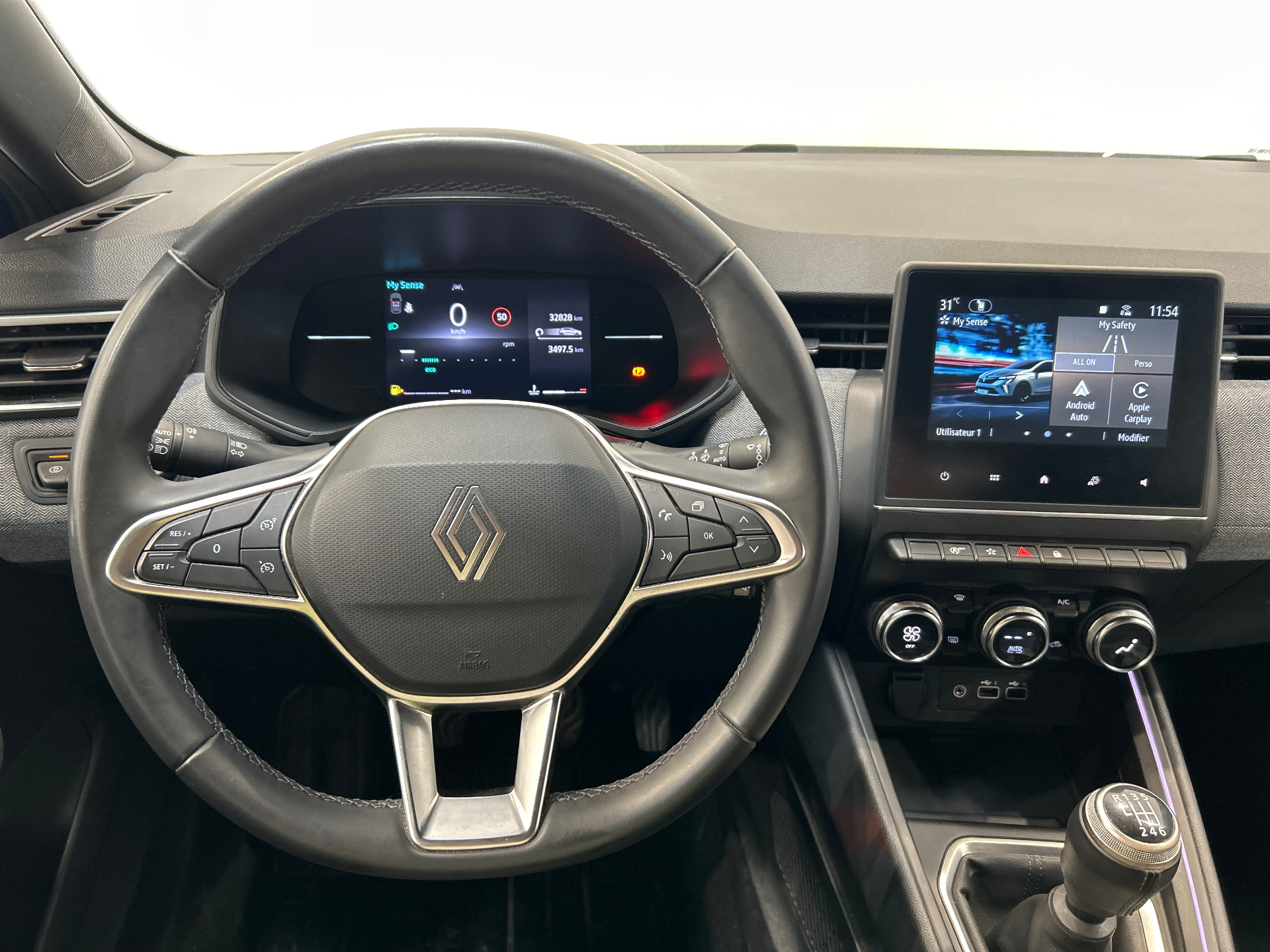 RENAULT CLIO V techno 90 tce