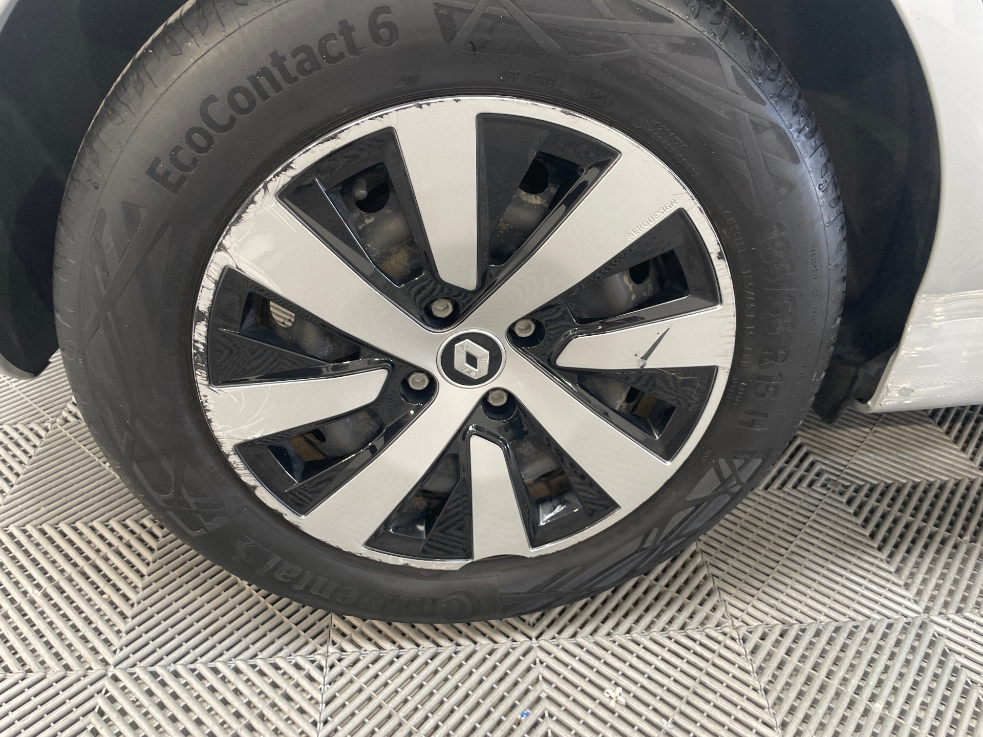 RENAULT CLIO V E-Tech full hybrid 145 Evolution — expertise