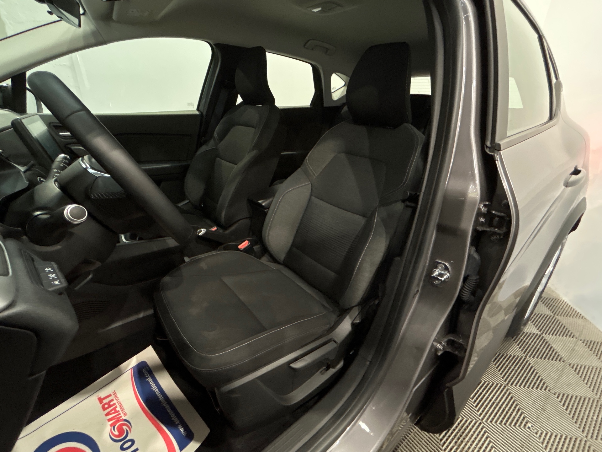 RENAULT CAPTUR TCe 100 GPL - 21 Business