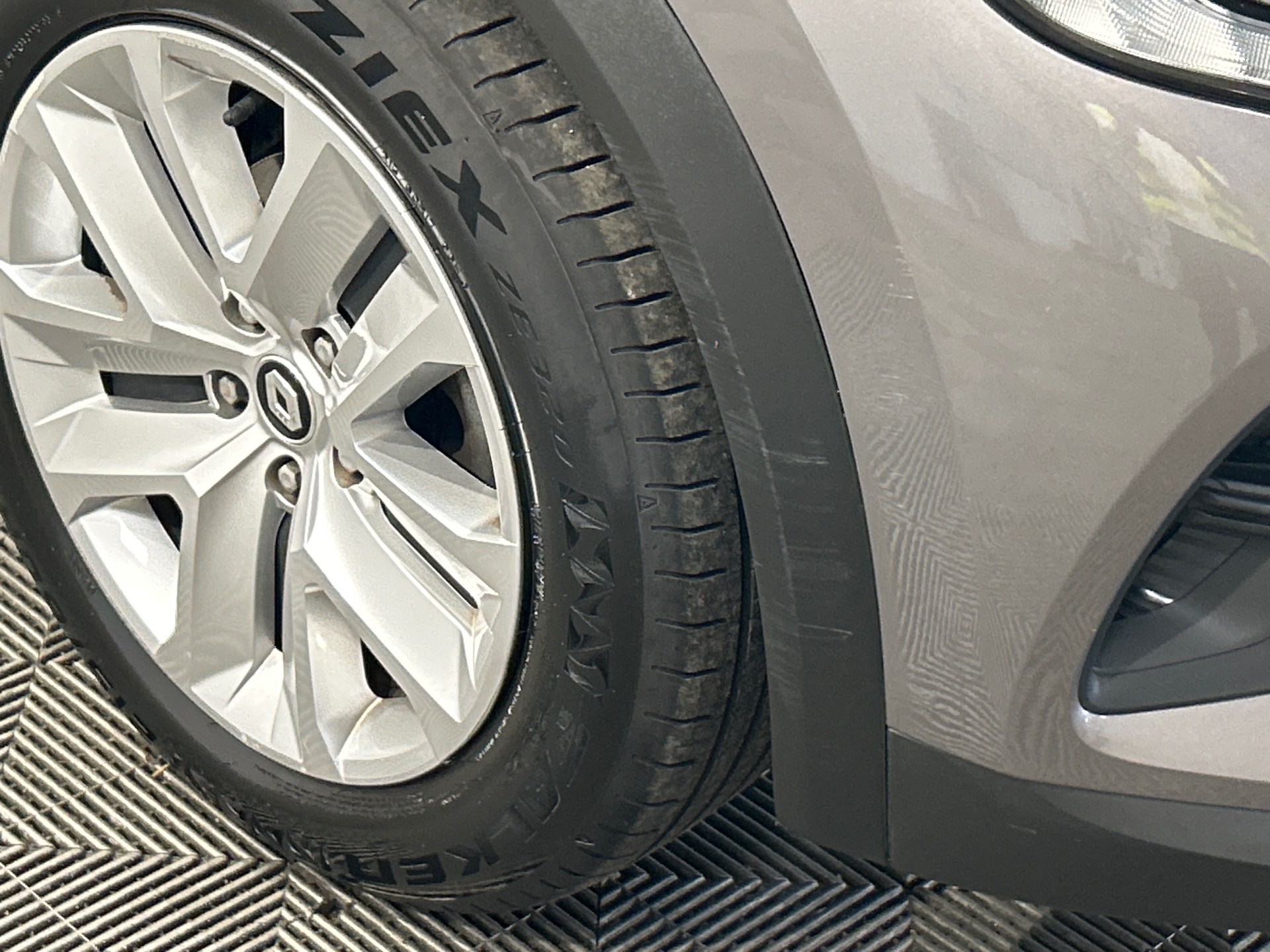 RENAULT CAPTUR TCe 100 GPL - 21 Business — expertise
