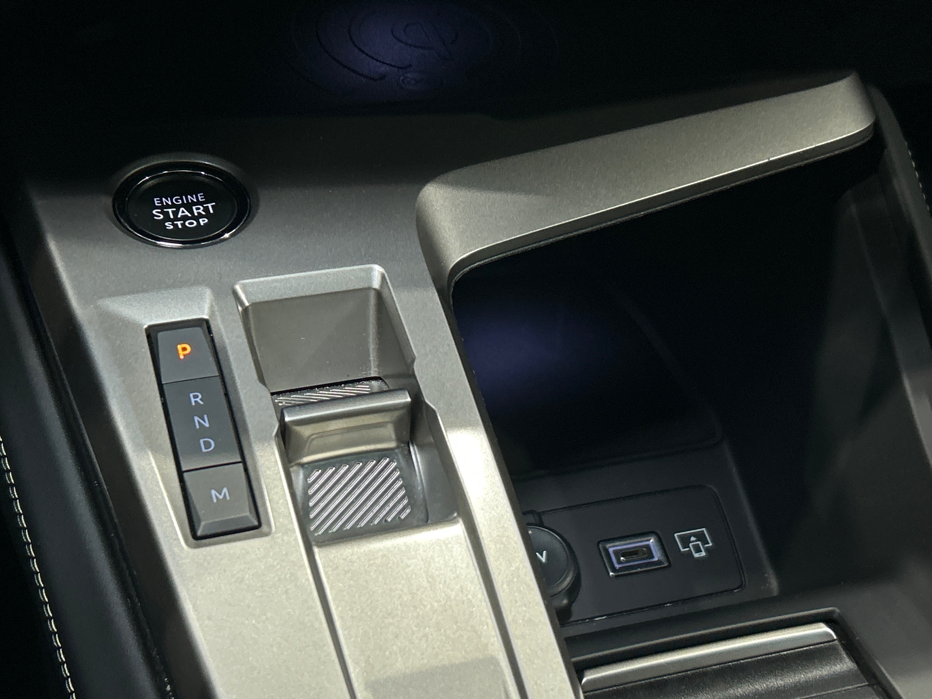PEUGEOT 308 SW GT Hybrid 145 ch e-DCS6