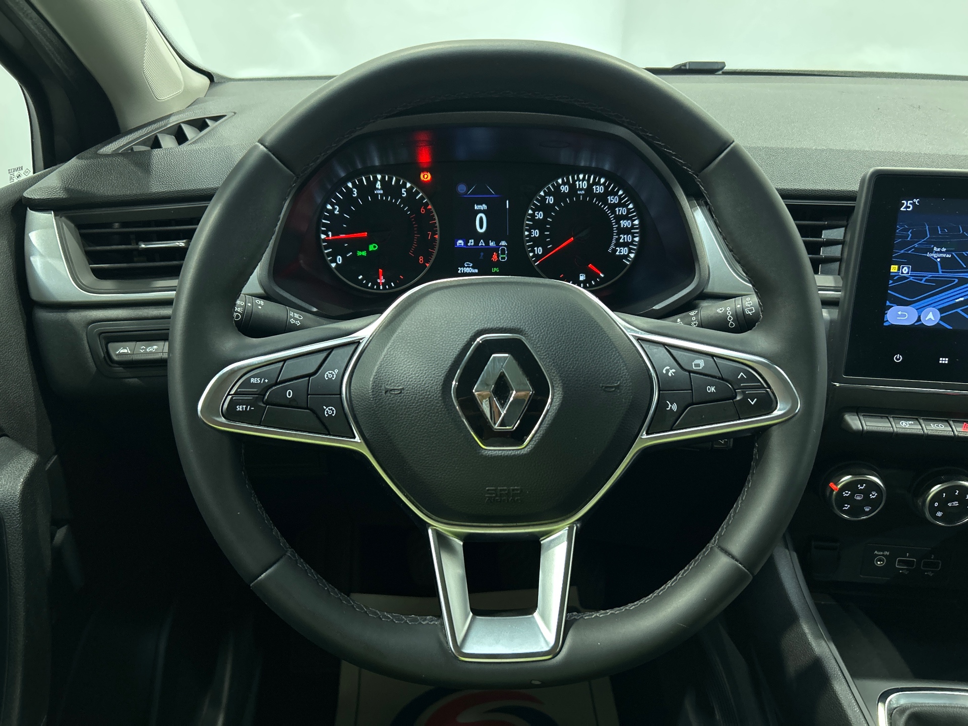 RENAULT CAPTUR TCe 100 GPL - 21 Business