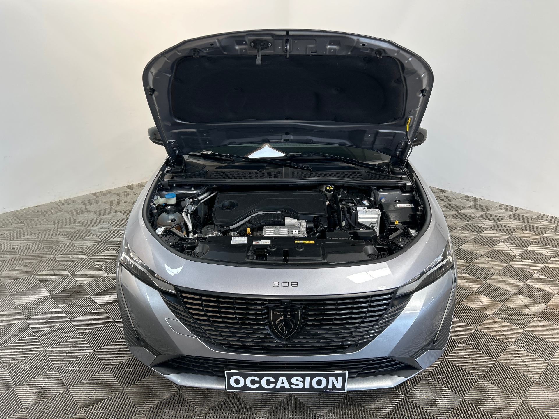 PEUGEOT 308 Berline Allure Hybrid 145 ch e-DCS6 — expertise