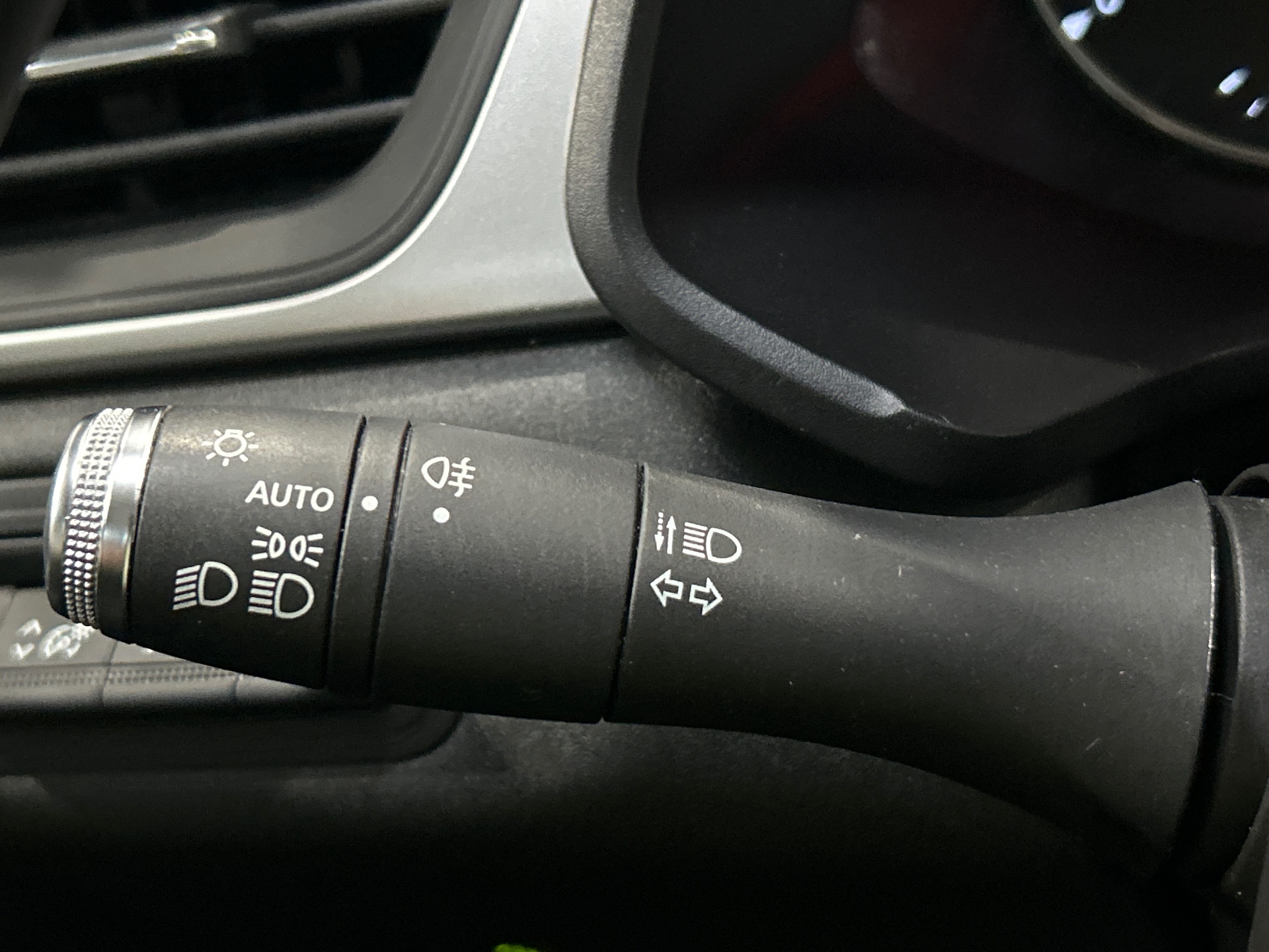 RENAULT CAPTUR TCe 100 GPL - 21 Business