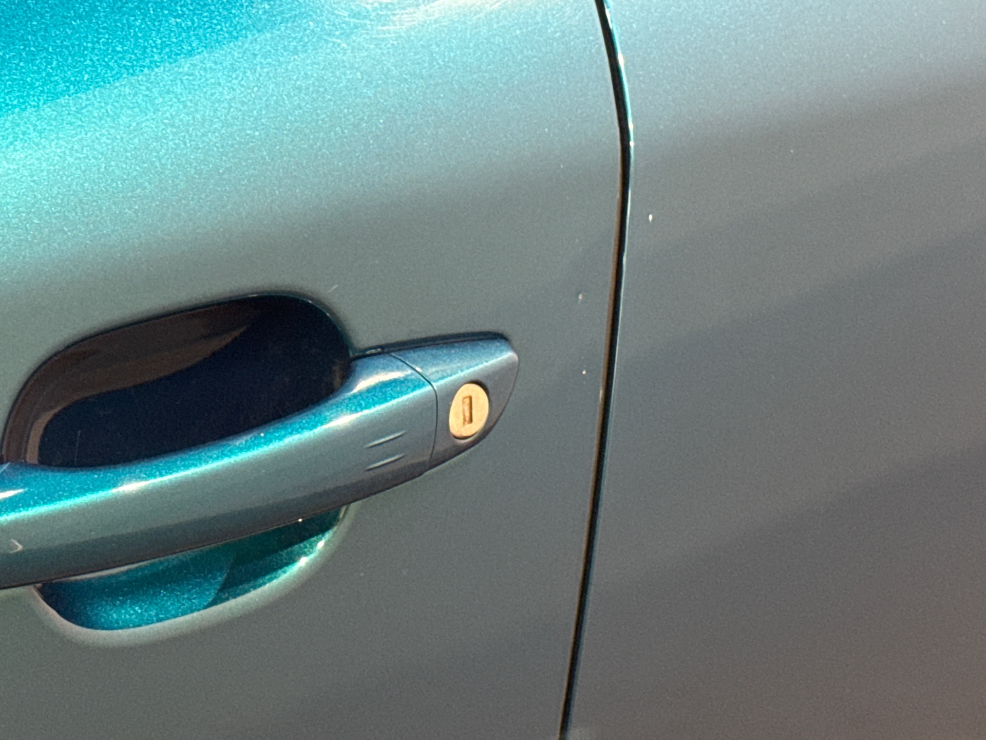 PEUGEOT 2008 Allure 100 ch BVM6 — expertise