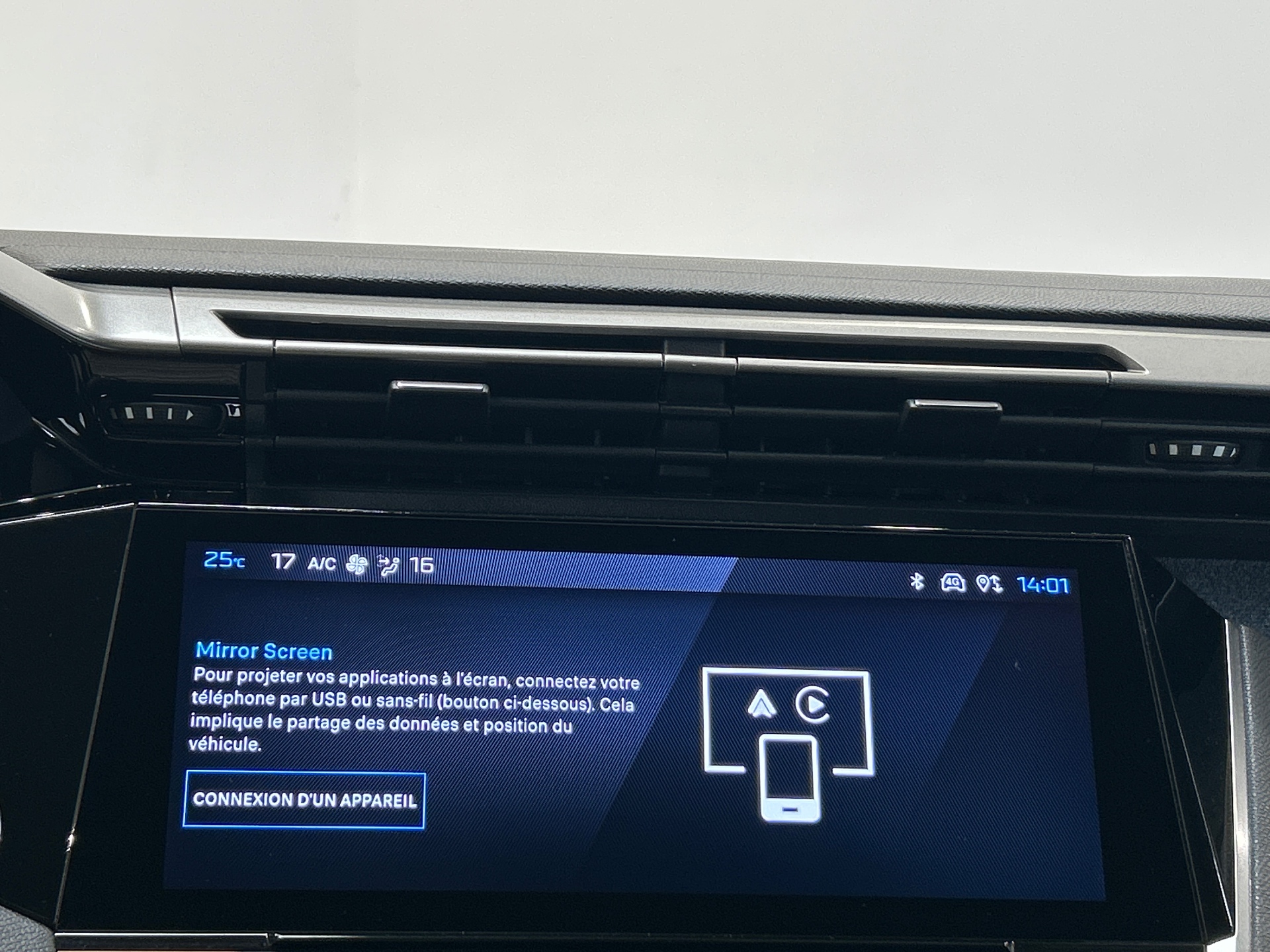 PEUGEOT 308 Berline Allure Hybrid 145 ch e-DCS6