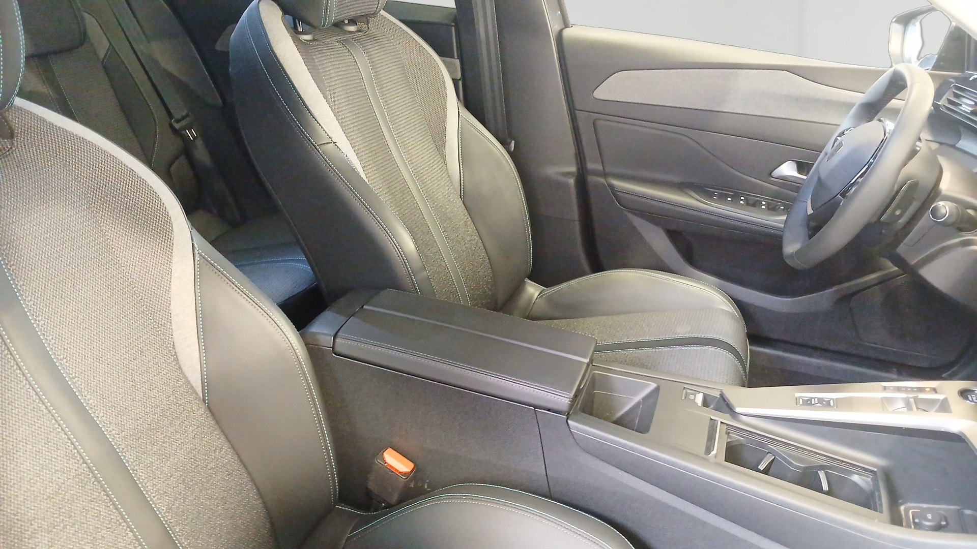 PEUGEOT 308 Allure BlueHDI 130 ch S&S EAT8