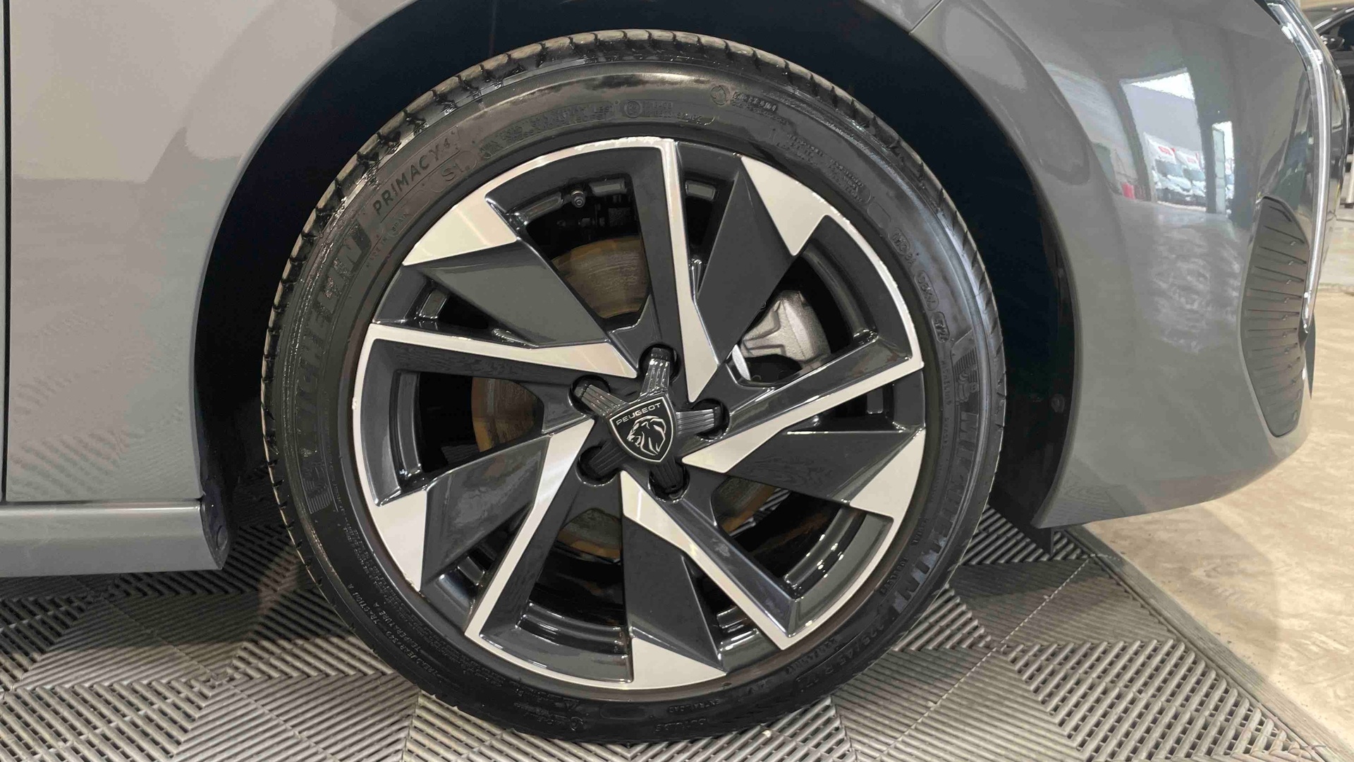 PEUGEOT 308 SW BlueHDi 130ch S&S EAT8 Allure