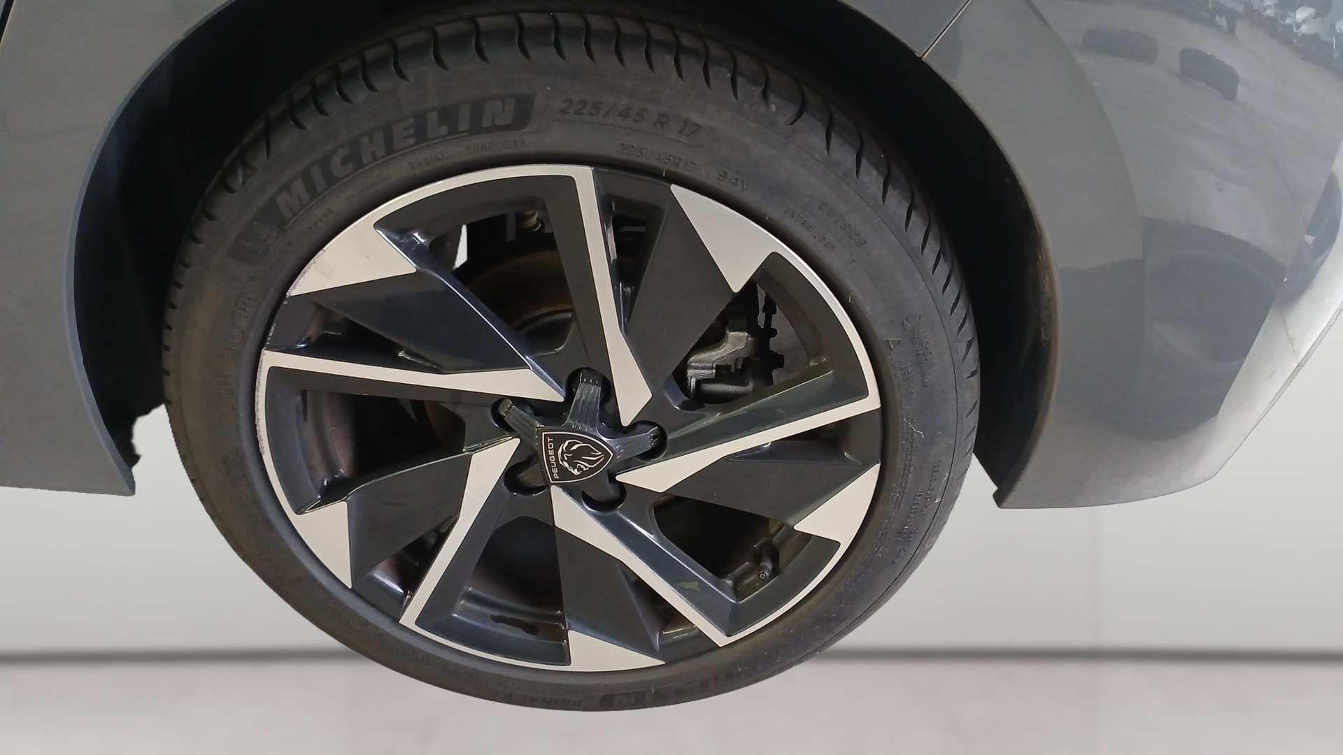 PEUGEOT 308 Allure BlueHDI 130 ch S&S EAT8 — expertise