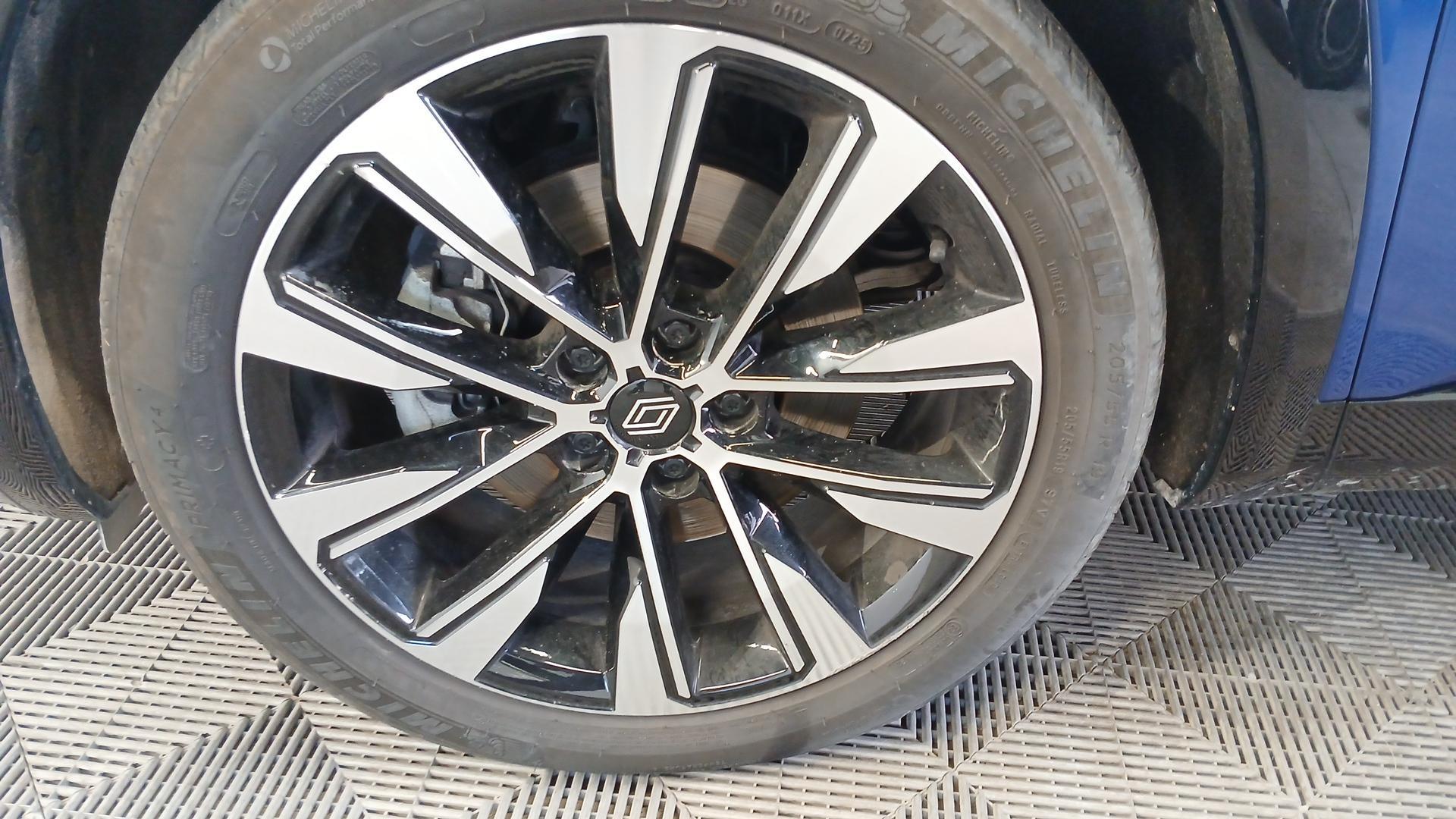 RENAULT AUSTRAL E-Tech hybrid 200 Techno — expertise