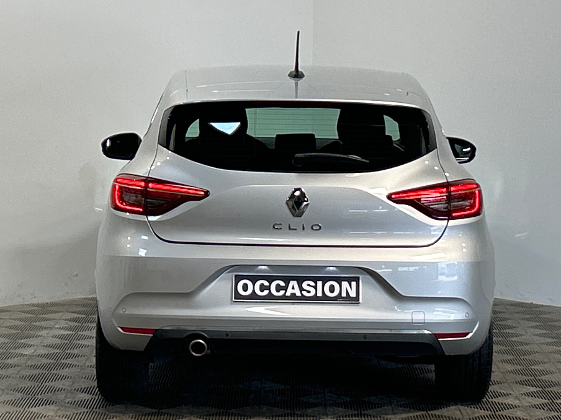 RENAULT CLIO V TCe 140 - 21N Intens