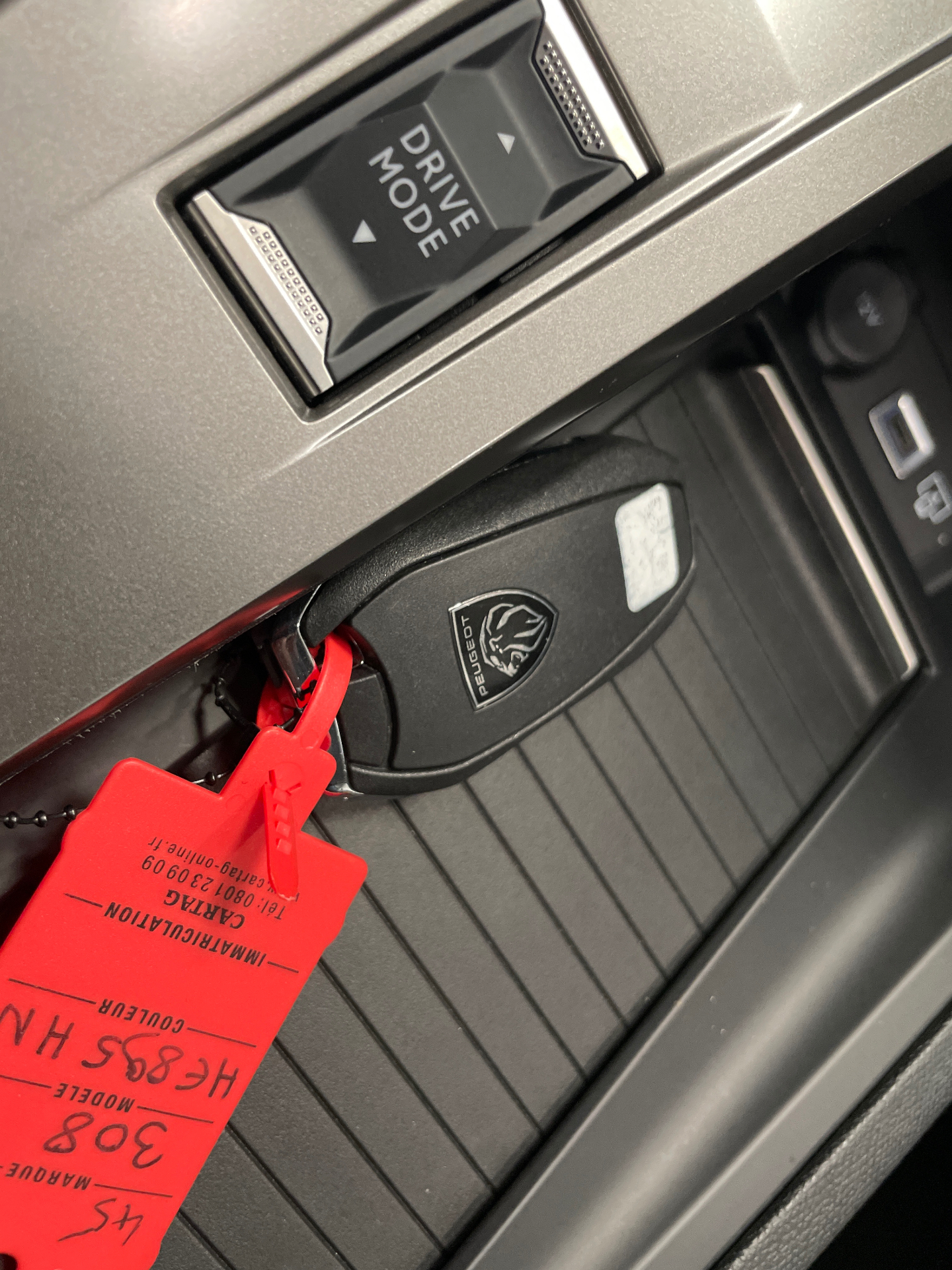 PEUGEOT 308 Allure BlueHDI 130 ch S&S EAT8 — expertise