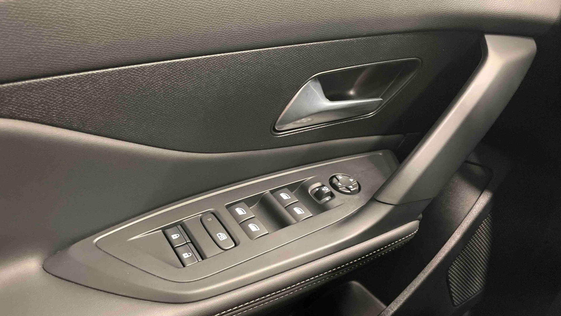 PEUGEOT 308 Allure BlueHDI 130 ch S&S EAT8