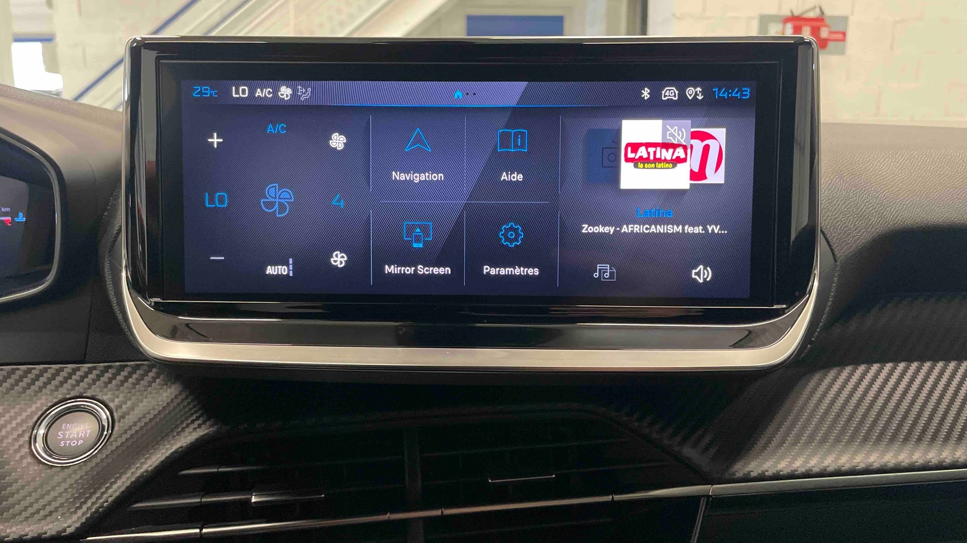 PEUGEOT 2008 Hybrid 145 e-DCS6 Allure