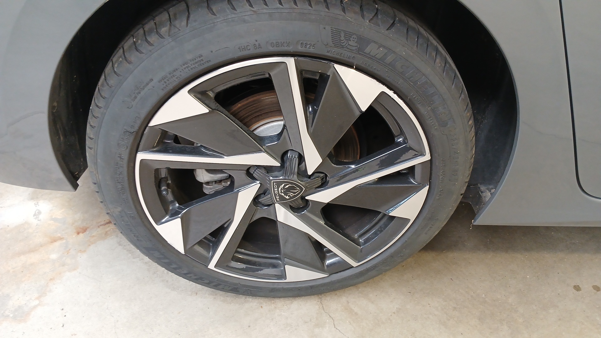 PEUGEOT 308 Allure BlueHDI 130 ch S&S EAT8 — expertise