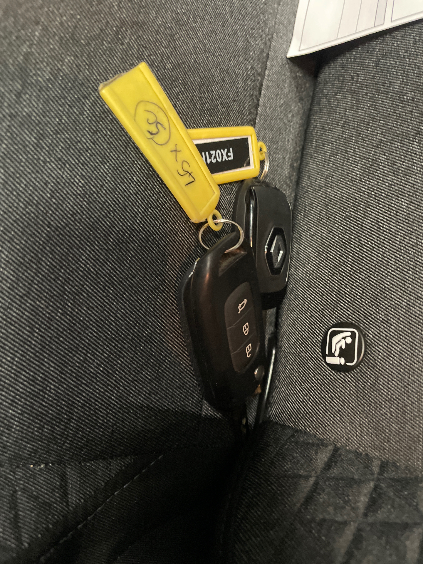 RENAULT CLIO V TCe 90 - 21 Business — expertise