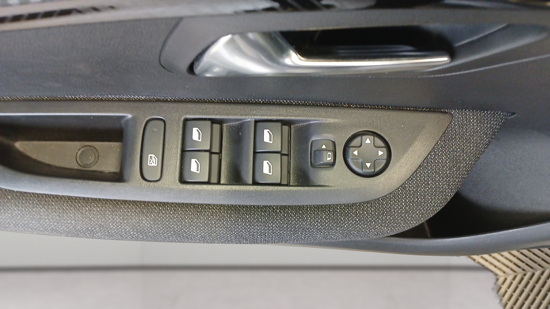 PEUGEOT 208 Style 100 ch BVM6