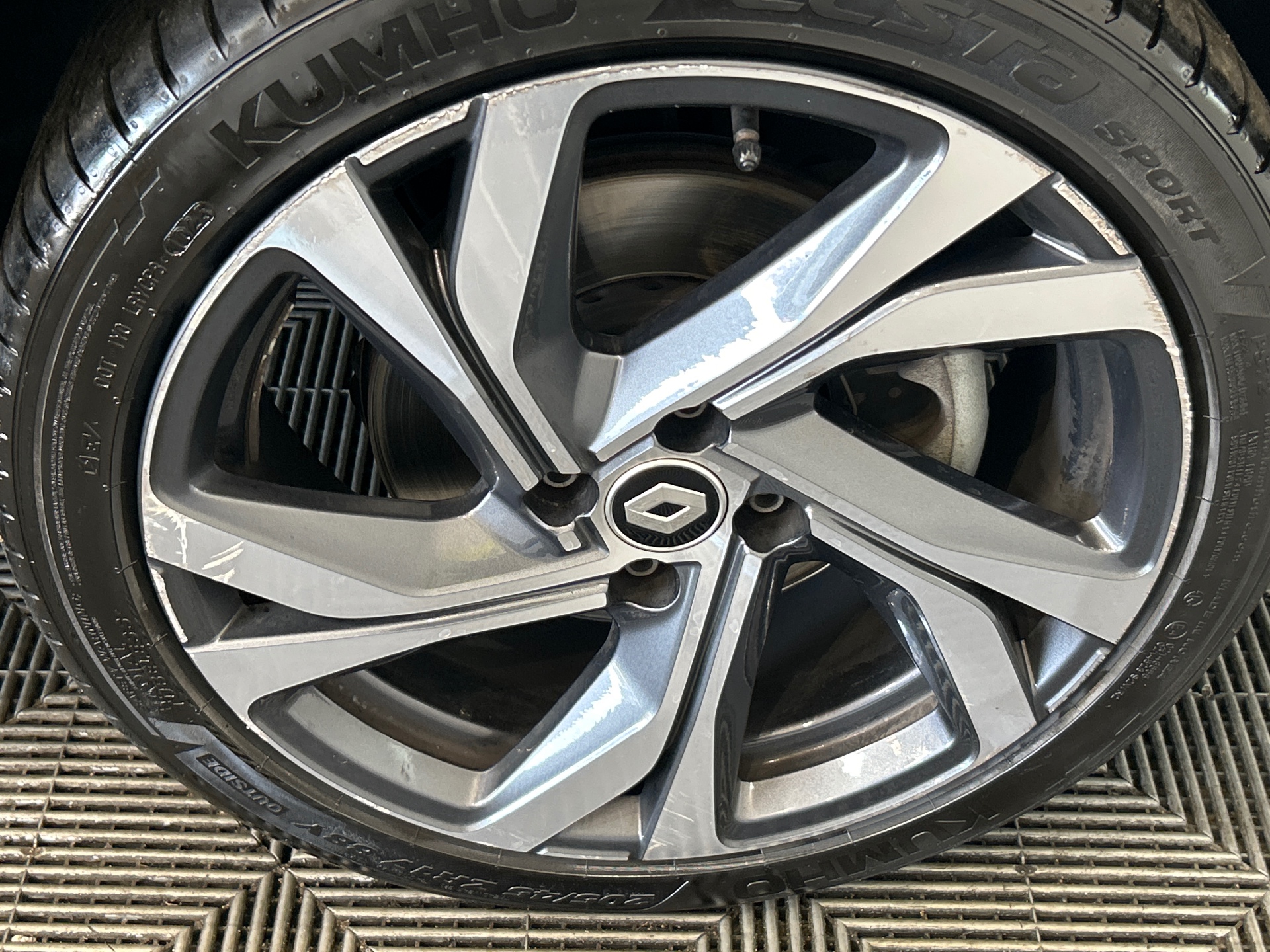 RENAULT CLIO V R.S. Line TCe 140 — expertise