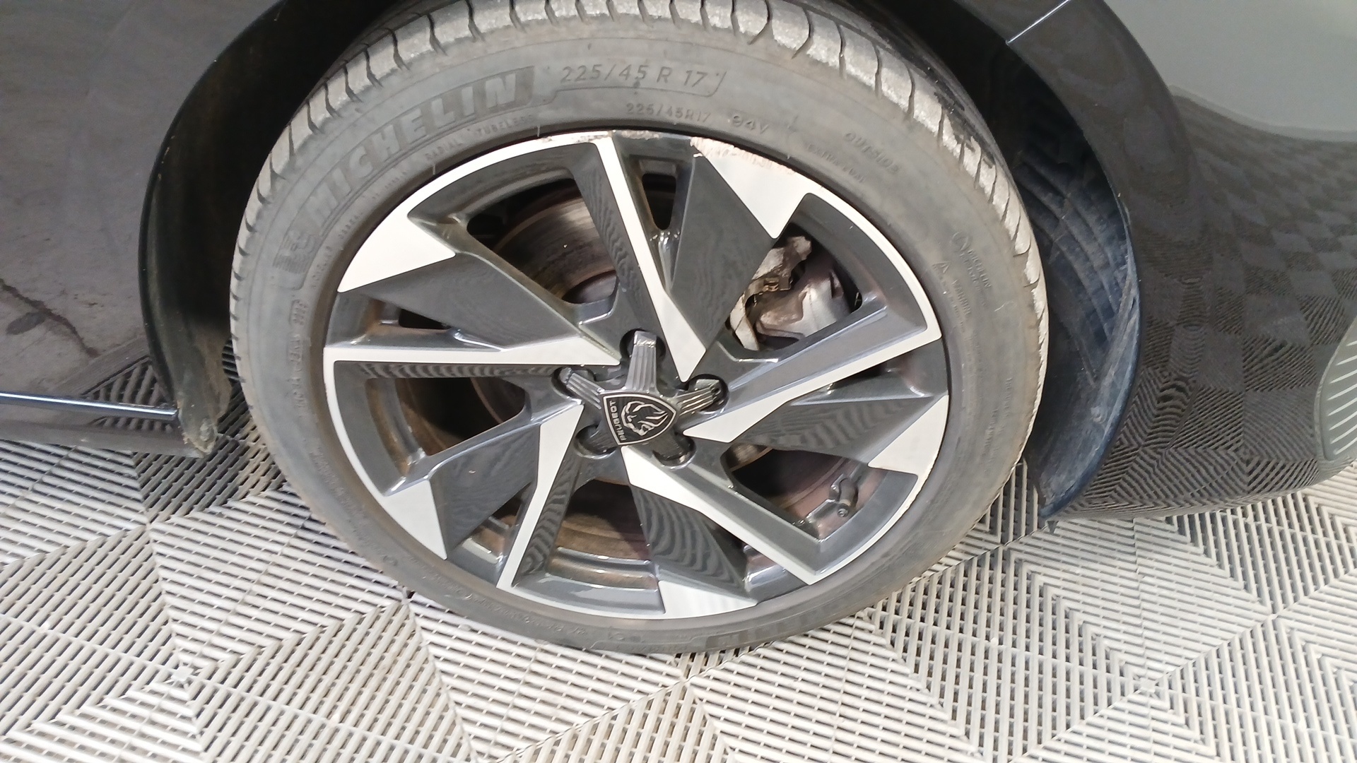 PEUGEOT 308 Allure BlueHDI 130 ch S&S EAT8 — expertise