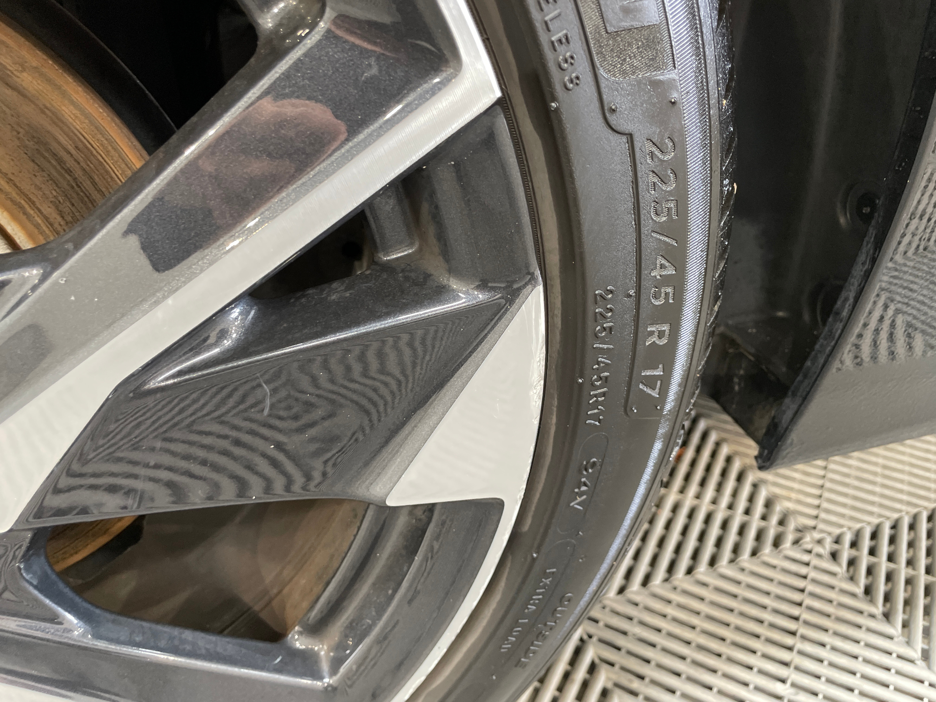 PEUGEOT 308 BlueHDi 130ch S&S EAT8 Allure — expertise