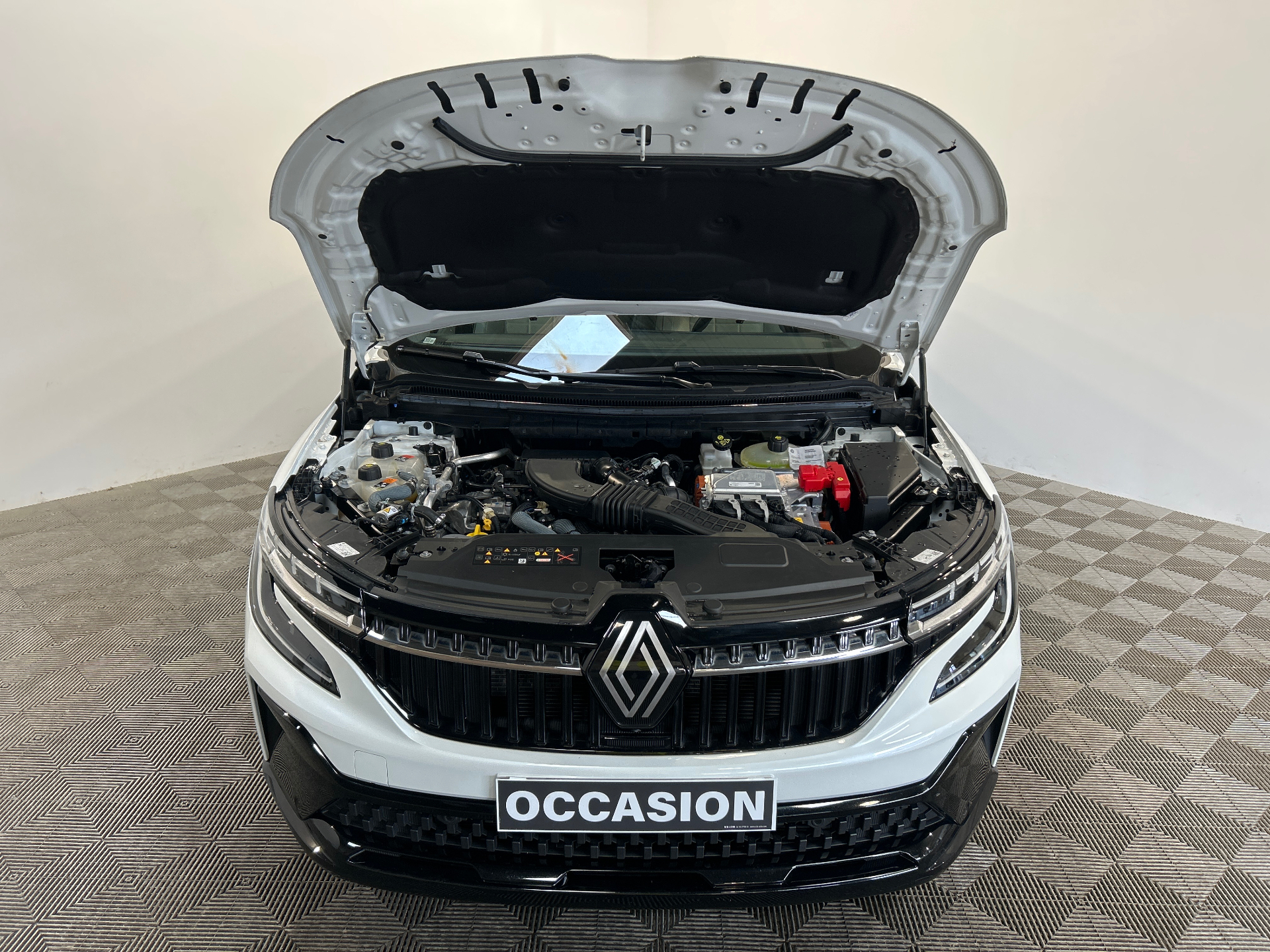 RENAULT ESPACE VI E-Tech hybrid 200 Iconic — expertise