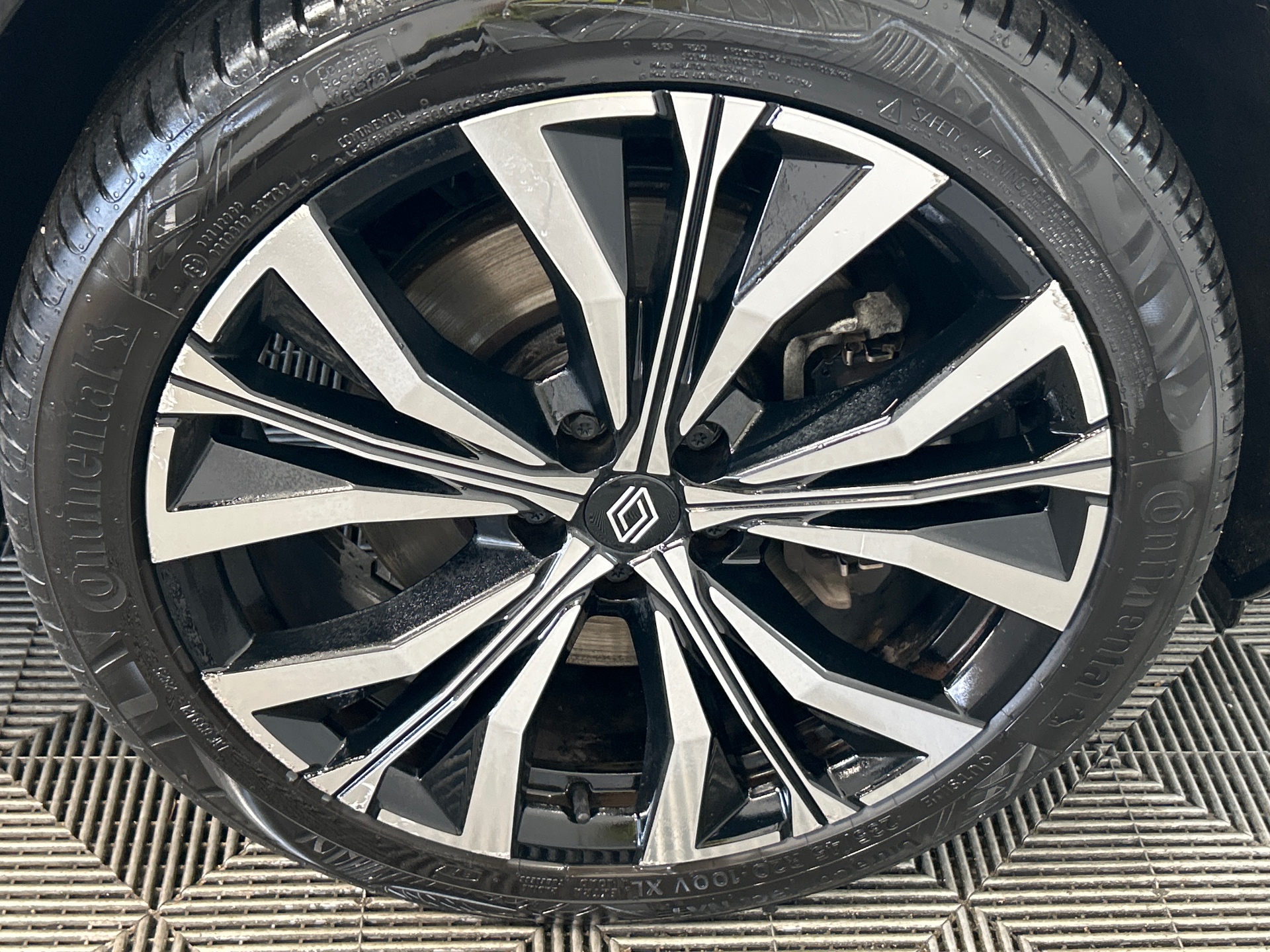 RENAULT ESPACE VI E-Tech hybrid 200 Iconic — expertise