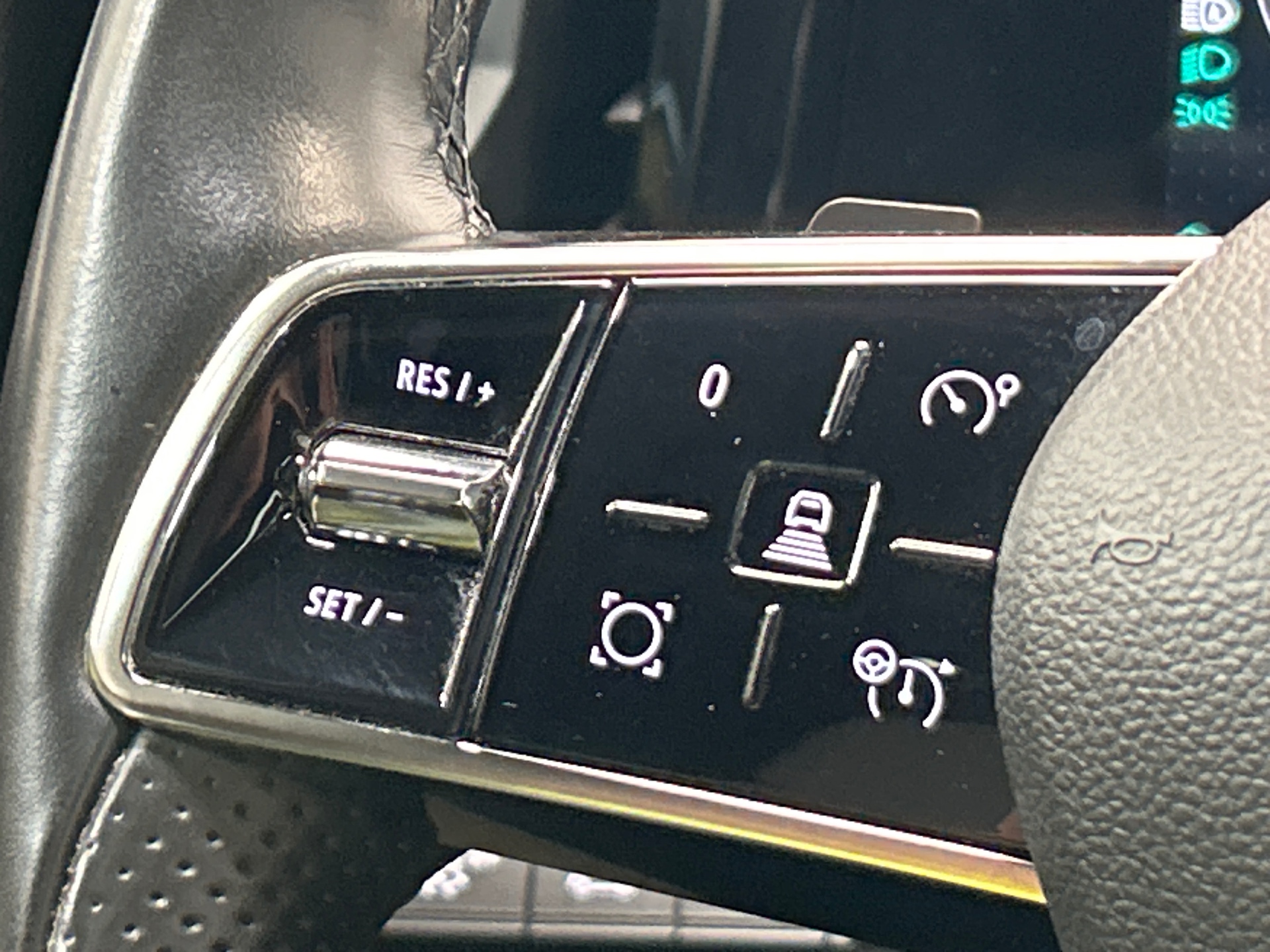RENAULT ESPACE VI E-Tech hybrid 200 Iconic
