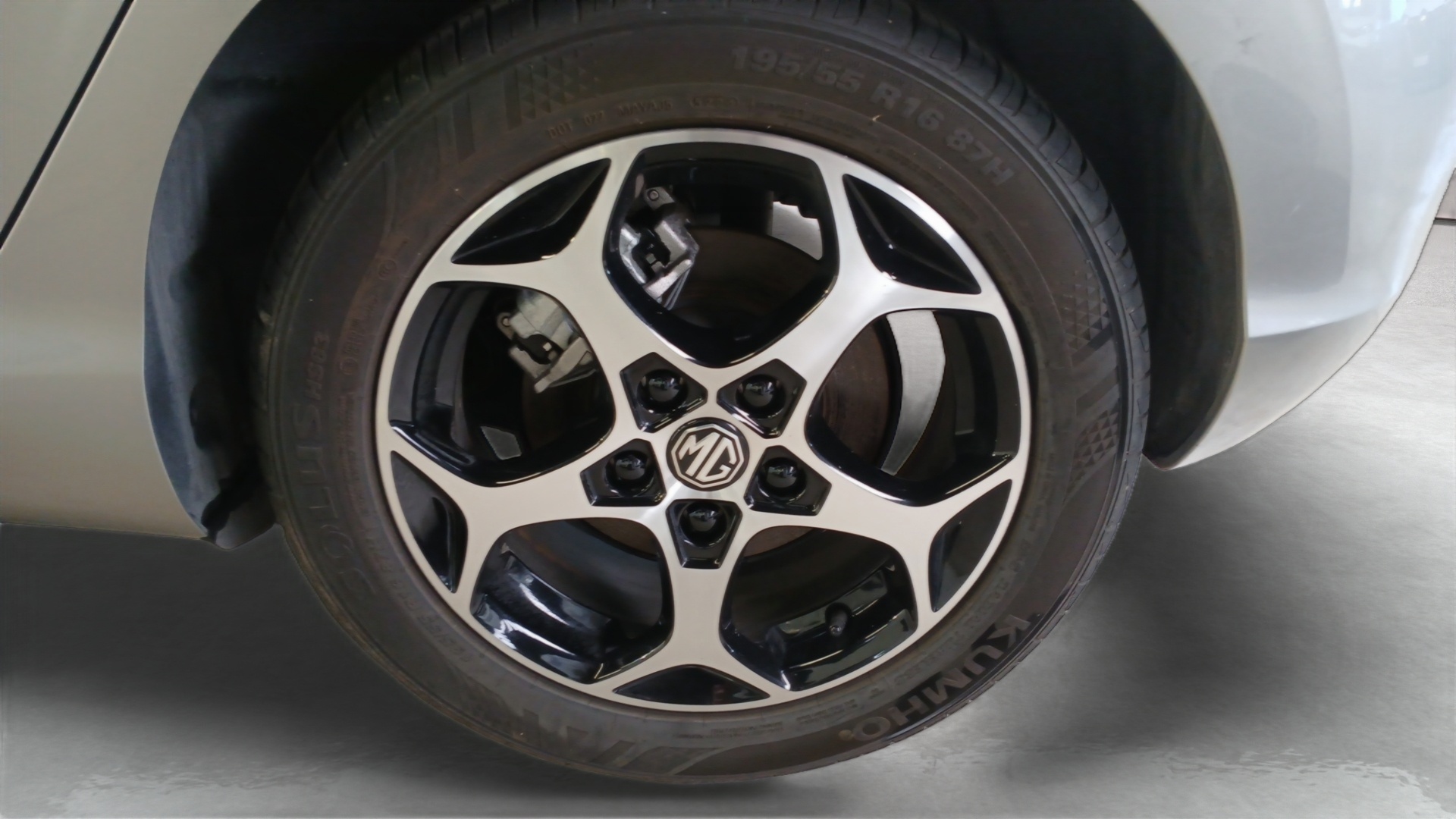 MG MG3 1.5 L Hybrid+ 195 ch Luxury