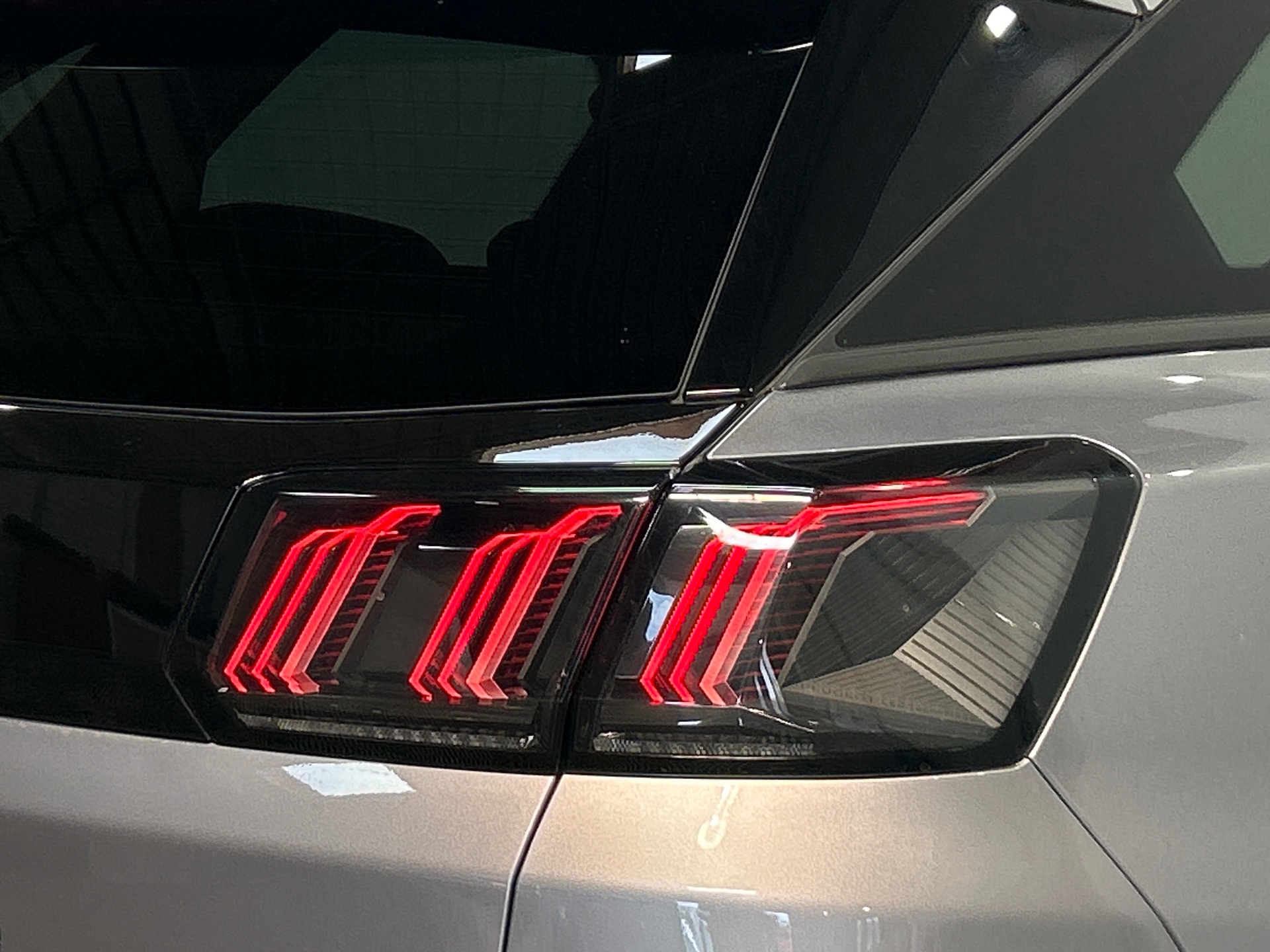 PEUGEOT 3008 BlueHDi 130ch S&S EAT8 Allure Pack