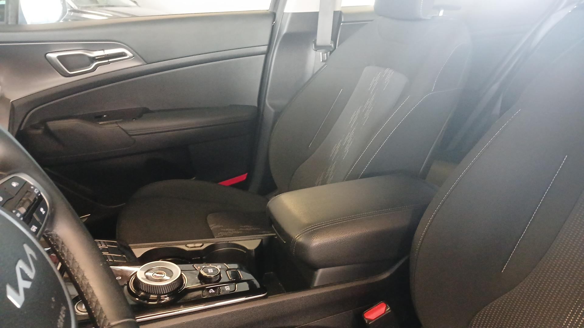 KIA SPORTAGE 1.6 T-GDi 210ch ISG Hybride BVA6 4x2 Active Business