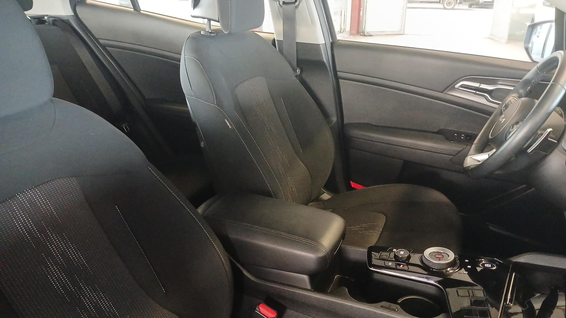 KIA SPORTAGE 1.6 T-GDi 210ch ISG Hybride BVA6 4x2 Active Business
