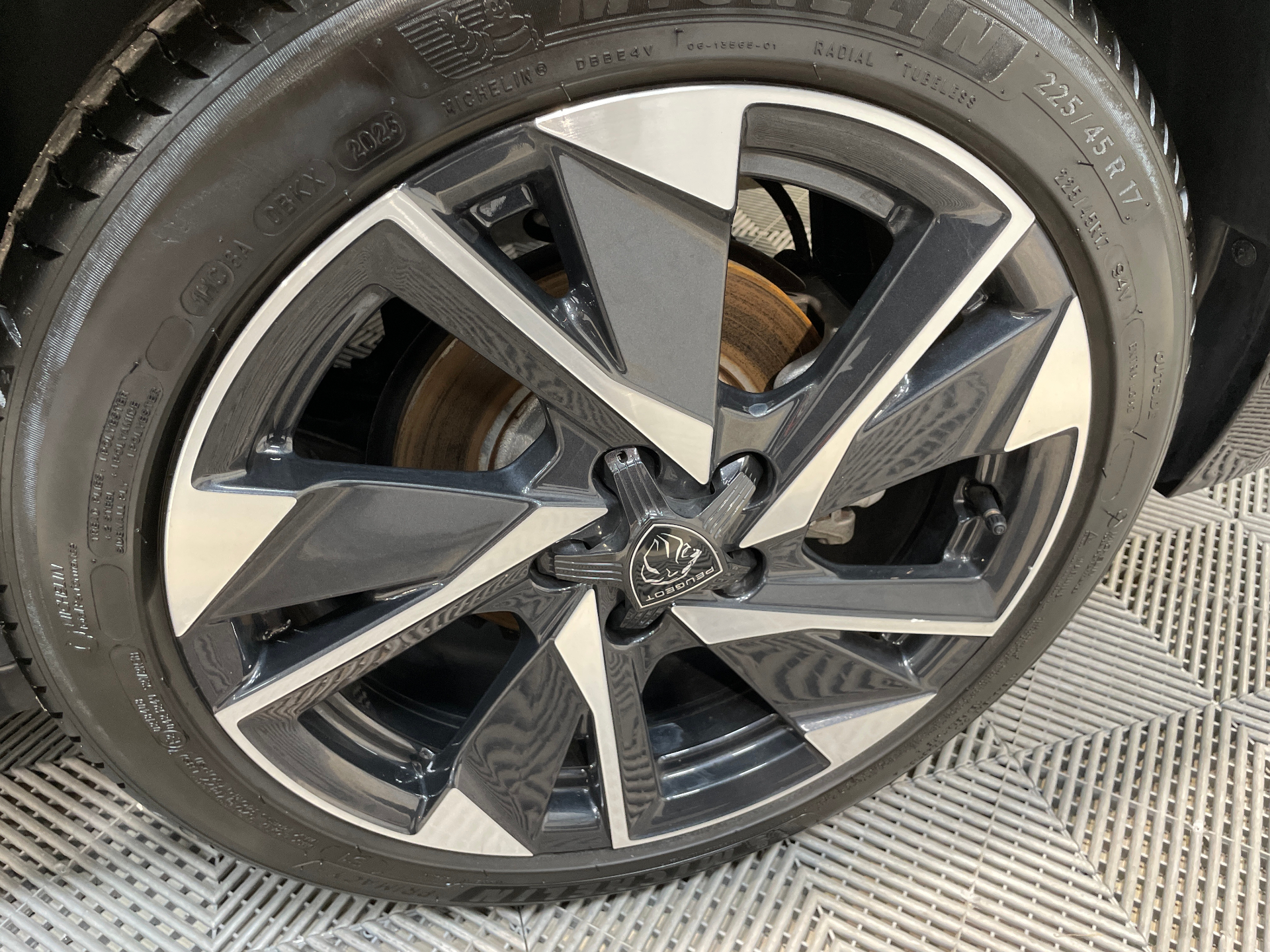 PEUGEOT 308 BlueHDi 130ch S&S EAT8 Allure — expertise