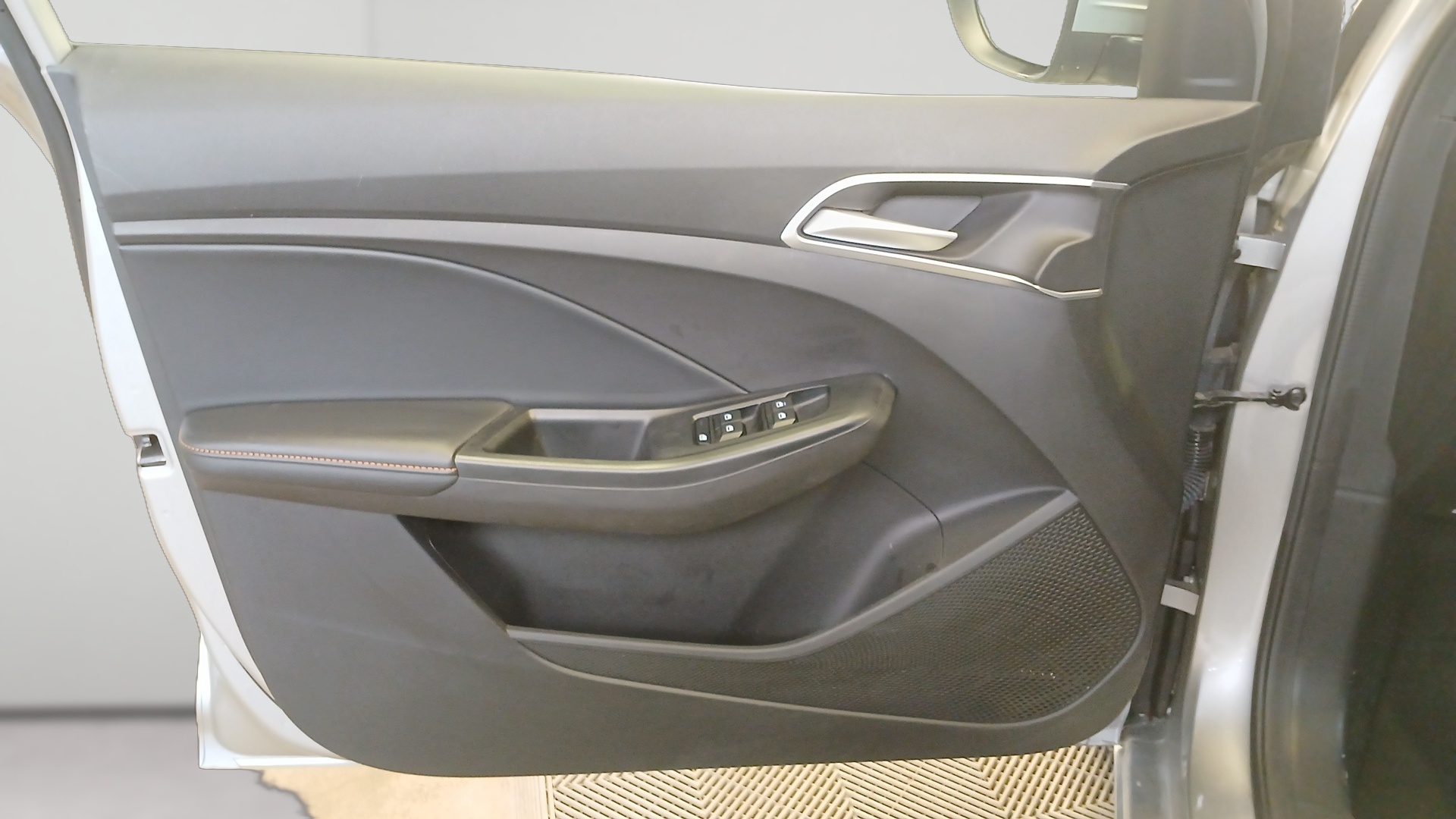 MG MG3 1.5 L Hybrid+ 195 ch Luxury