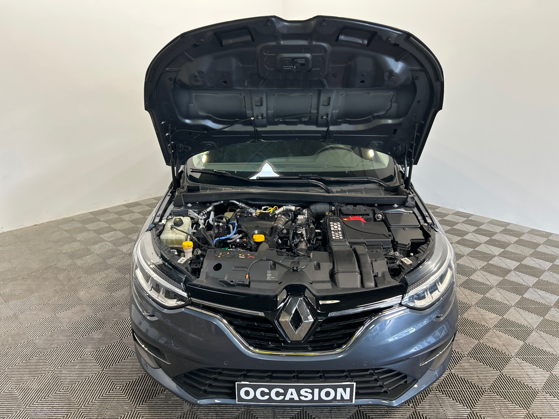 RENAULT MEGANE IV BERLINE Business Blue dCi 115 EDC — expertise