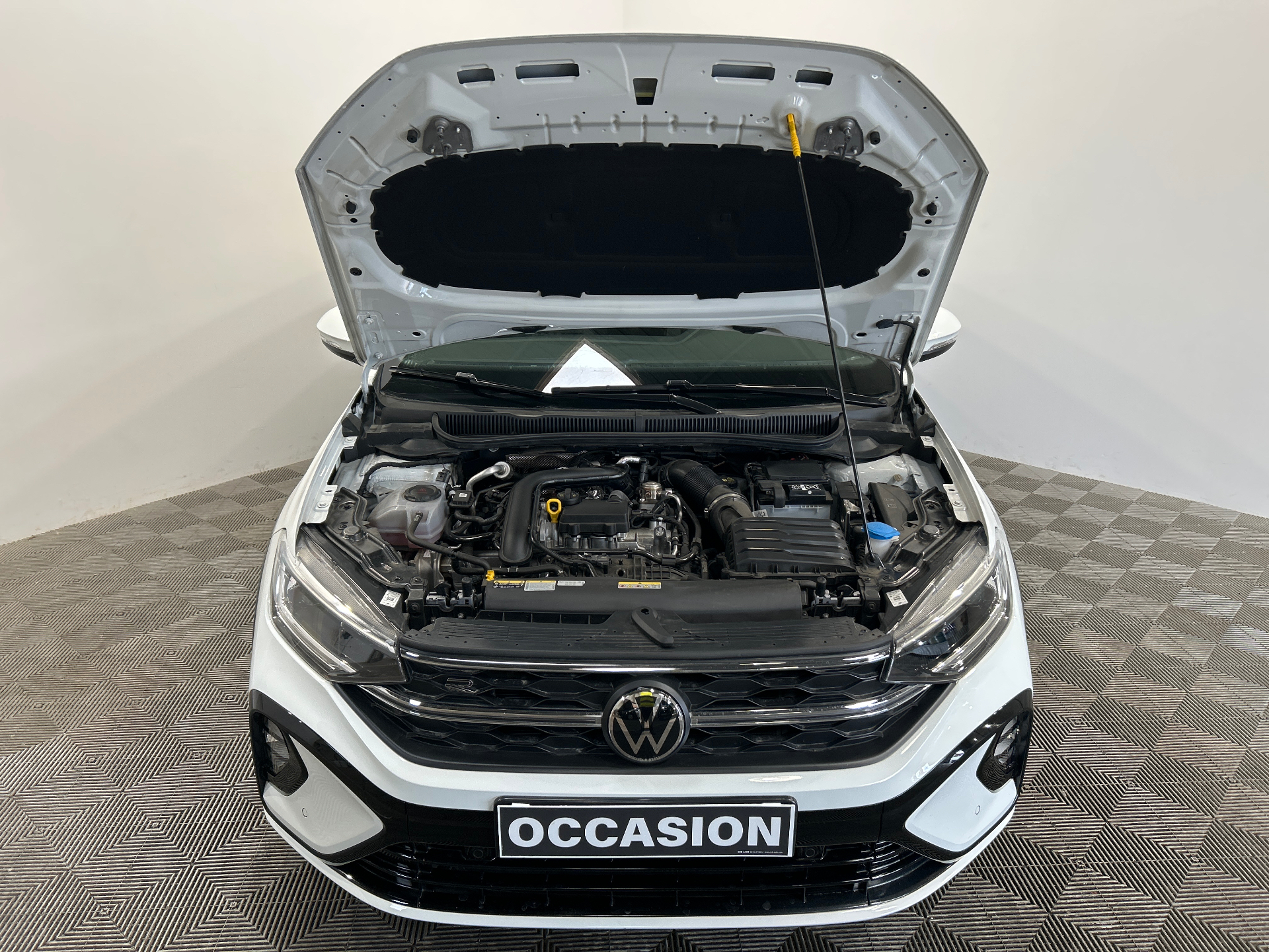 VOLKSWAGEN TAIGO R-Line Edition 1.0 TSI 116 DSG — expertise