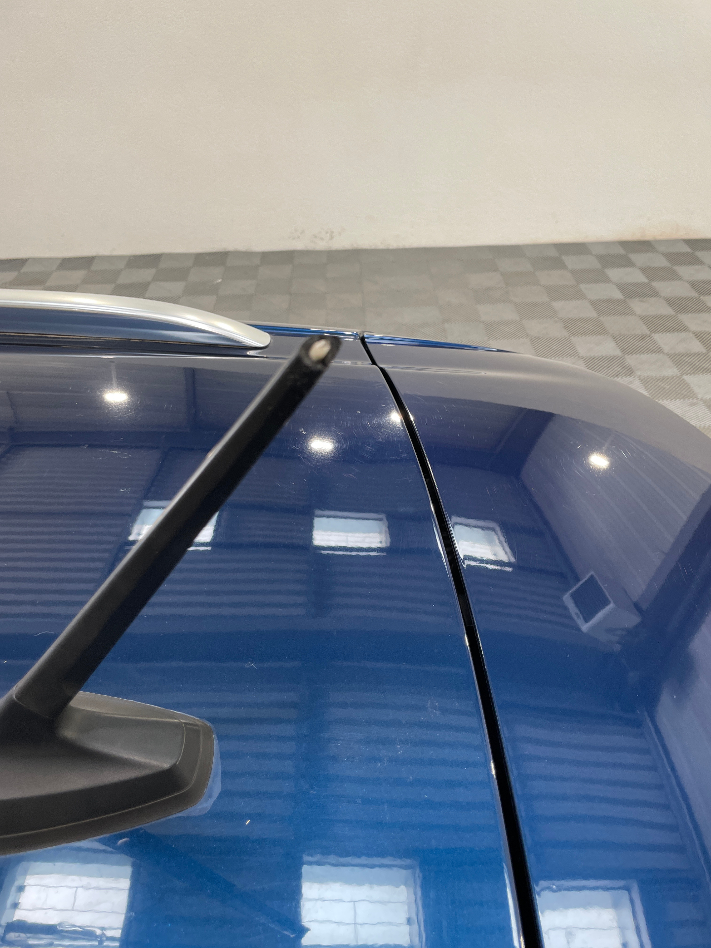 RENAULT MEGANE IV ESTATE Blue dCi 115 EDC Business — expertise