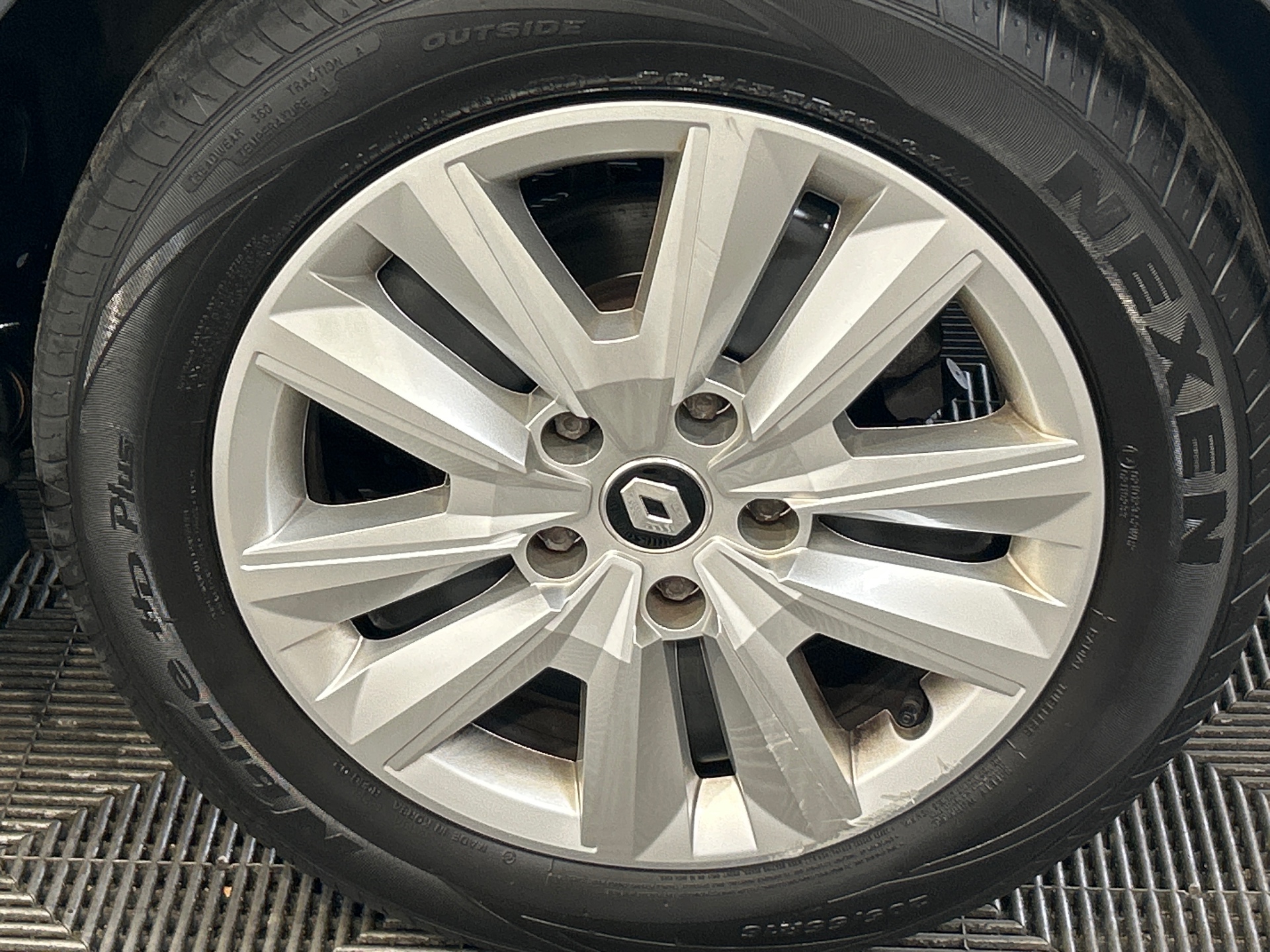 RENAULT MEGANE IV BERLINE Business Blue dCi 115 EDC — expertise
