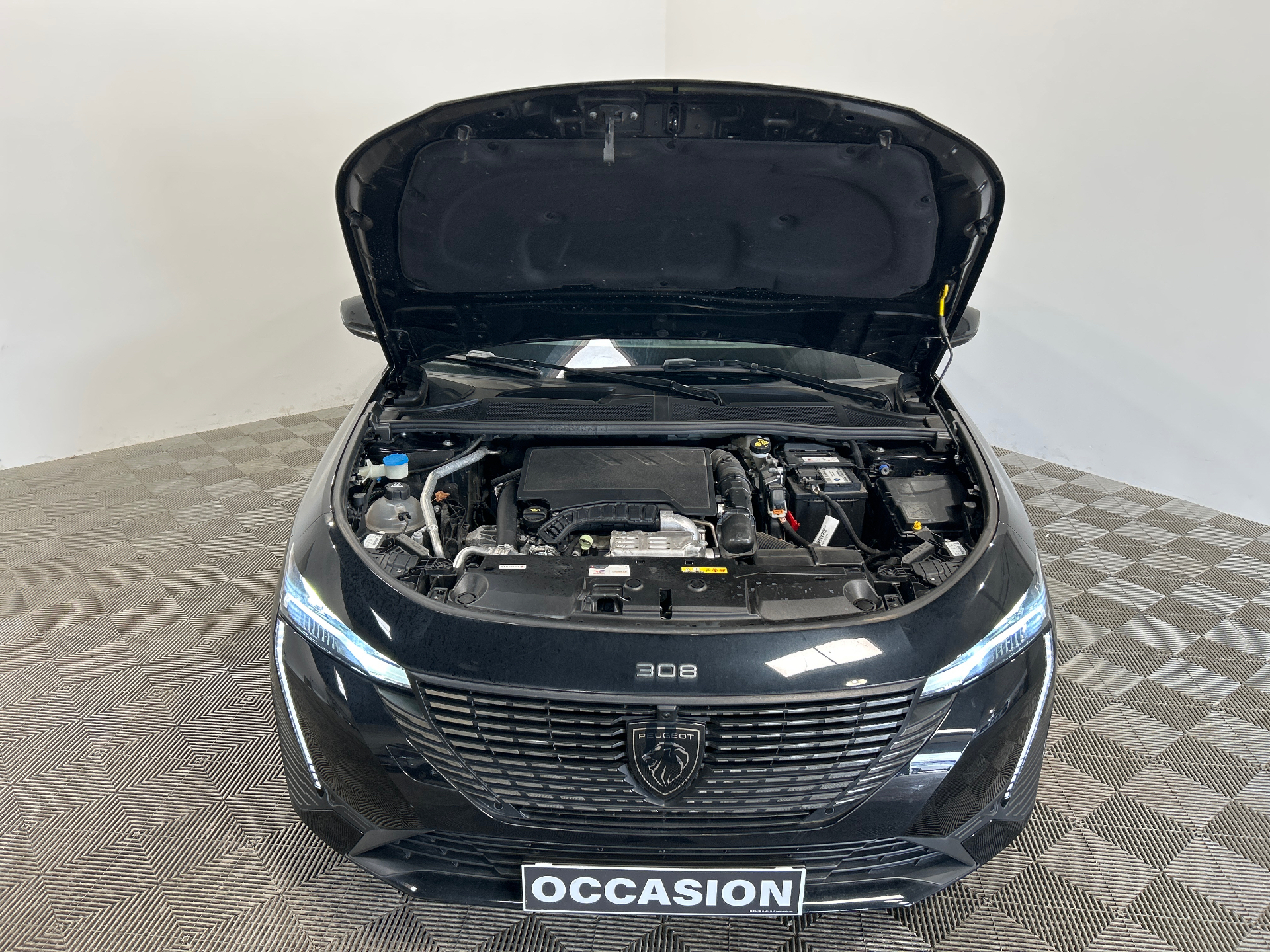 PEUGEOT 308 Berline Allure 130 ch S&S BVM6 — expertise