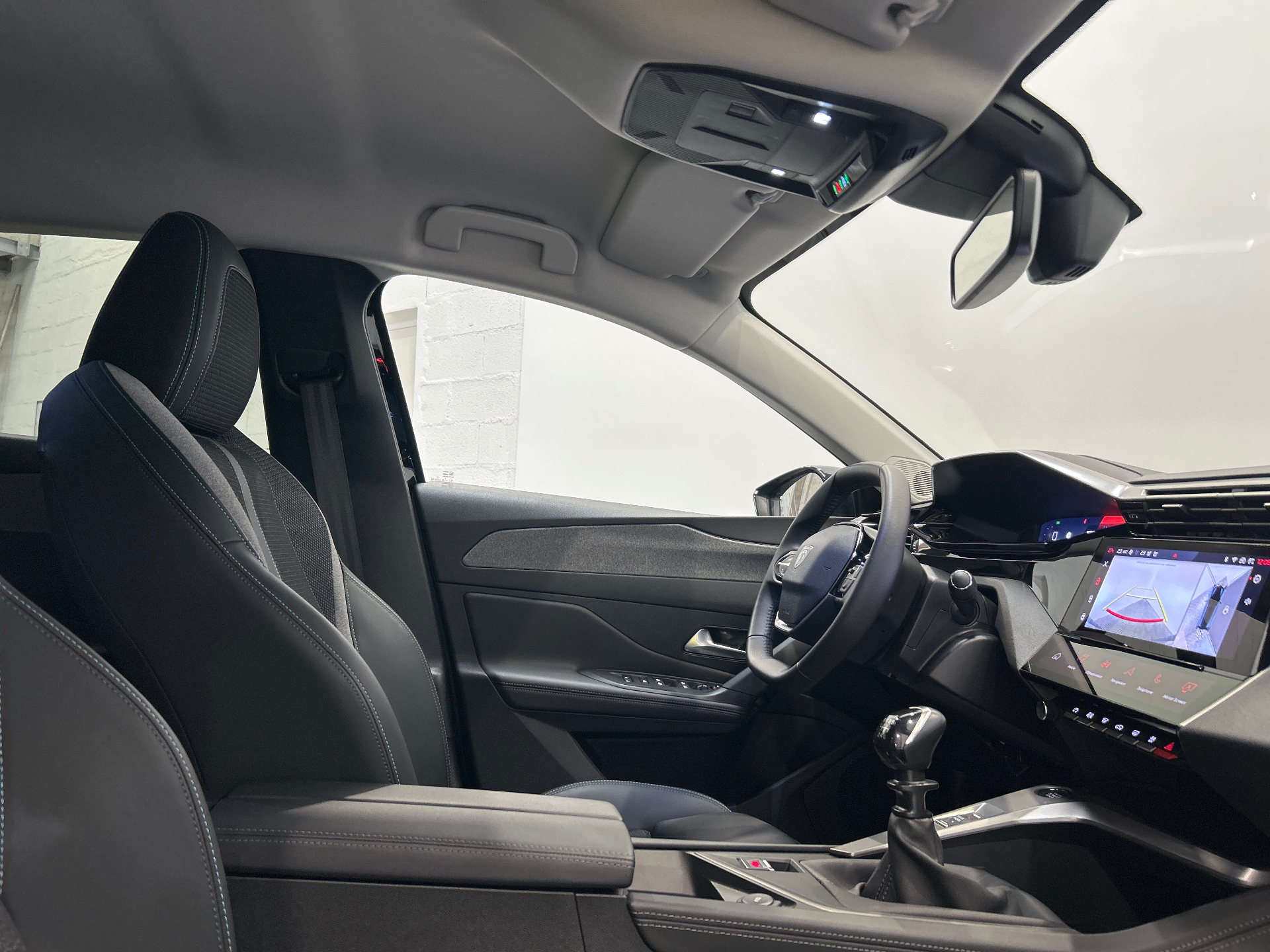 PEUGEOT 308 Berline Allure 130 ch S&S BVM6